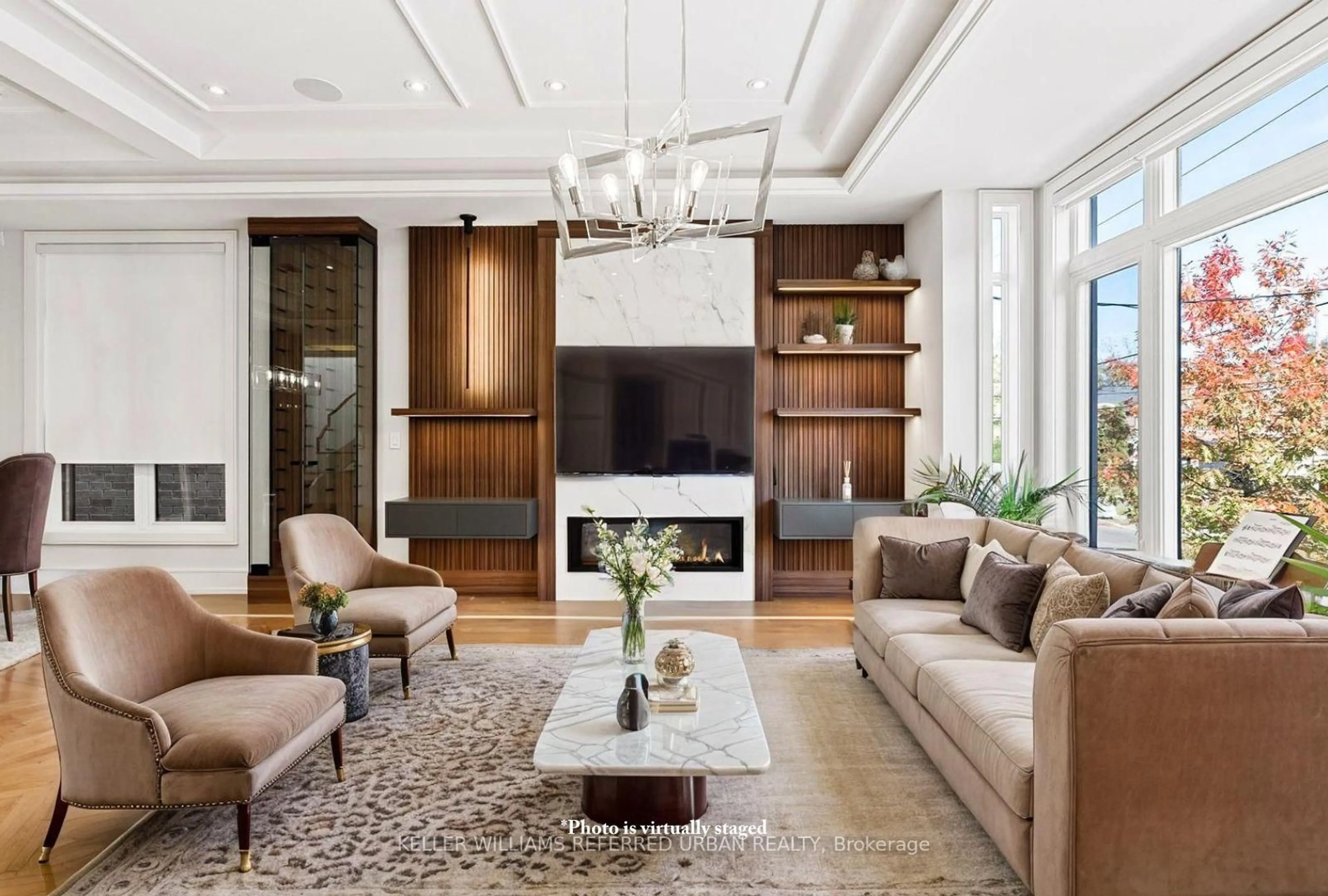 Living room with furniture, unknown for 90 Glen Rush Blvd, Toronto Ontario M5N 2V1