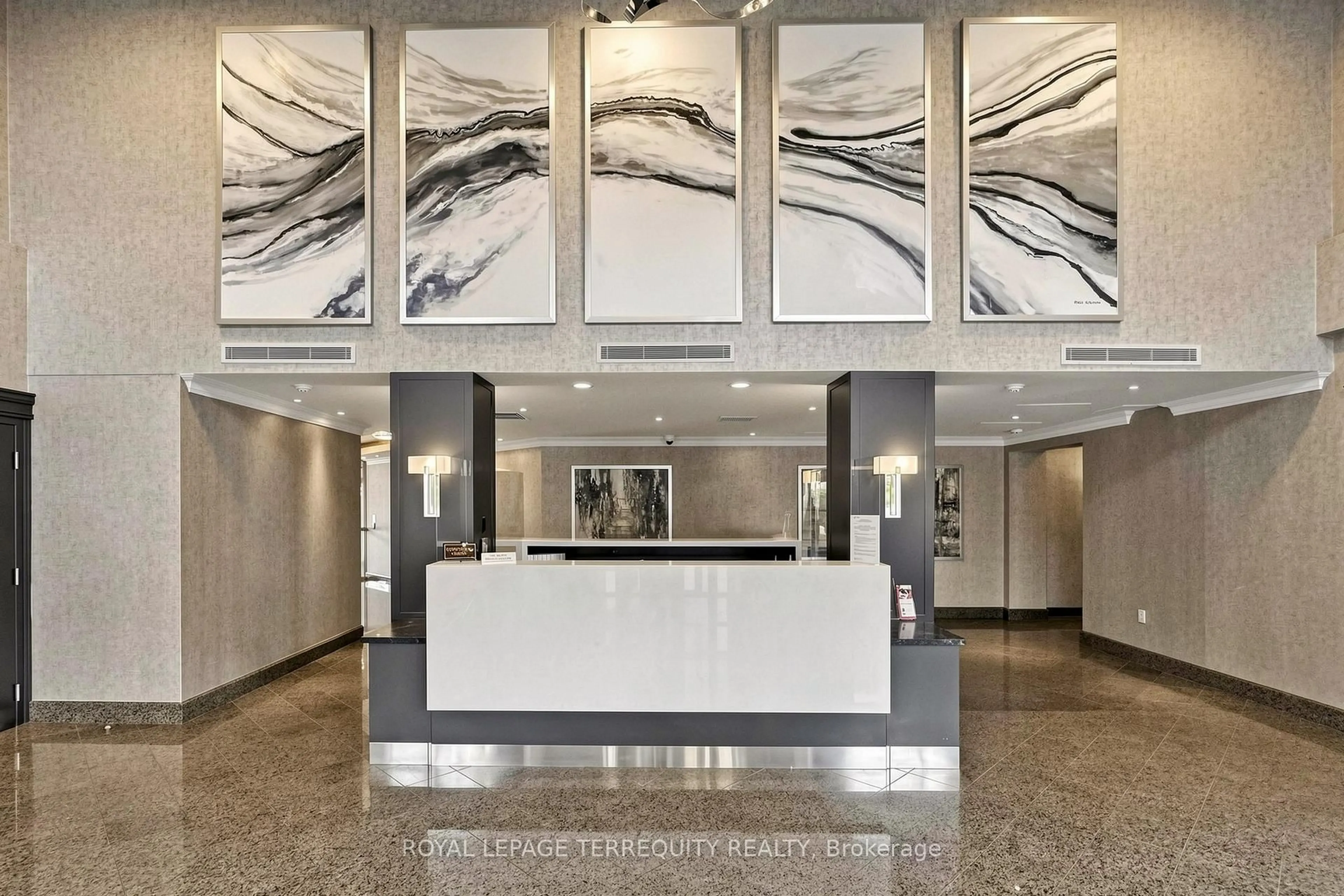 Lobby for 2 Clairtrell Rd #LPH 1, Toronto Ontario M2N 7H5