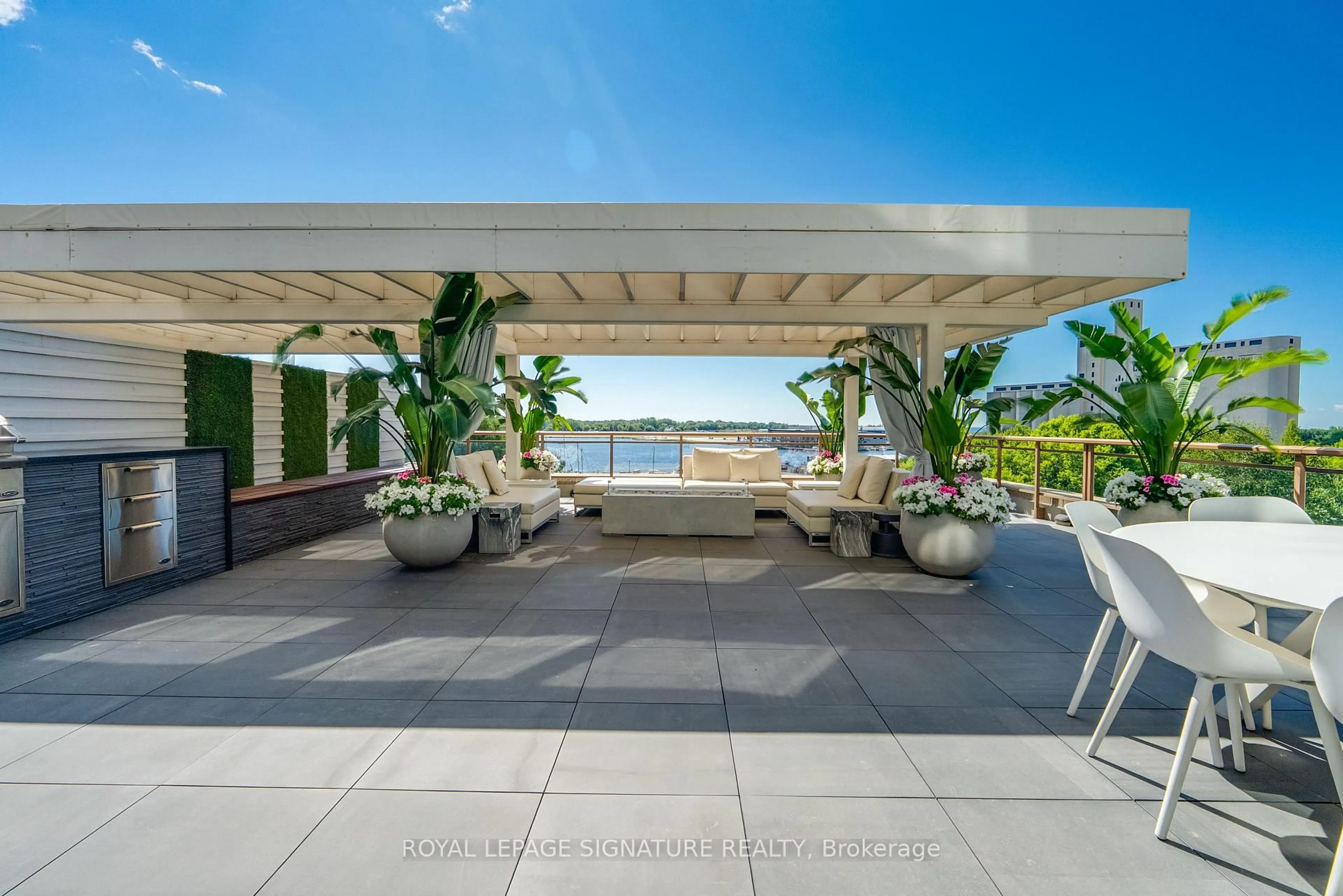 Patio, water/lake/river/ocean view for 500 Queens Quay #602E, Toronto Ontario M5V 3K8