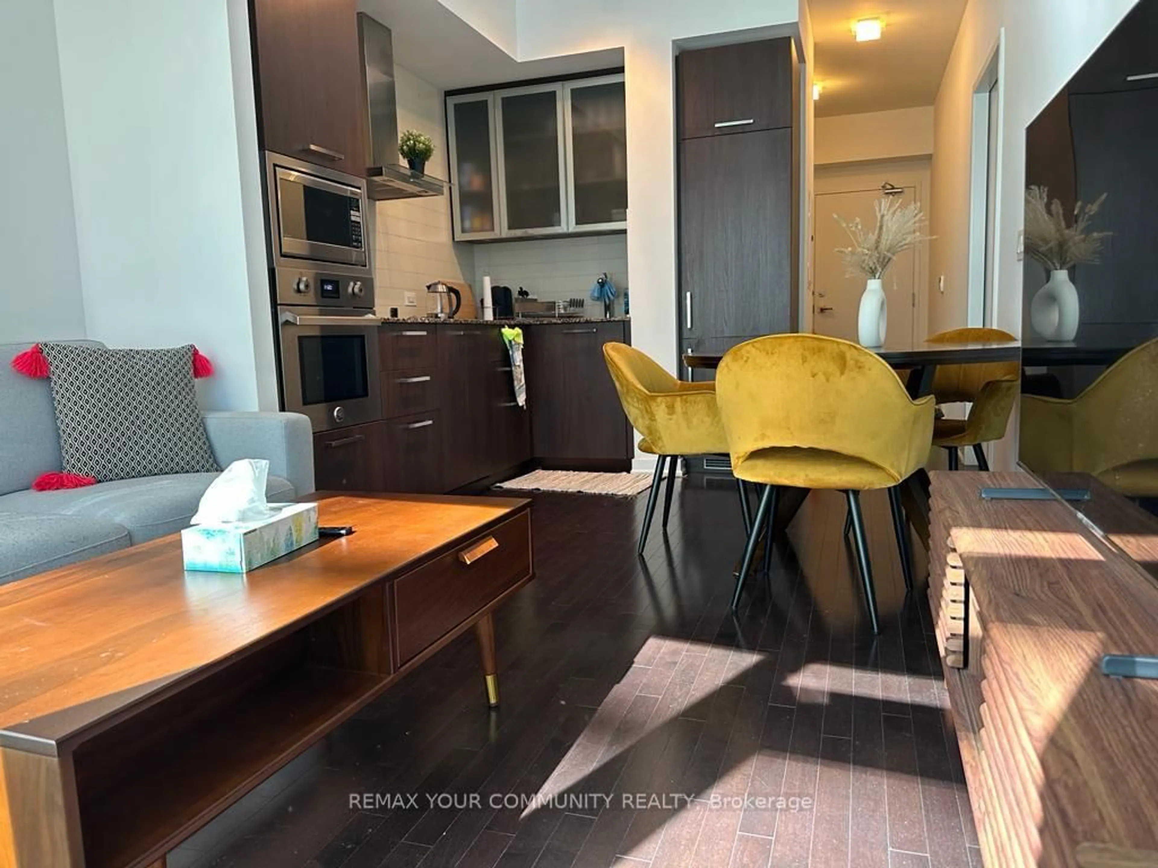 Unknown for 14 York St #1709, Toronto Ontario M5J 0B1