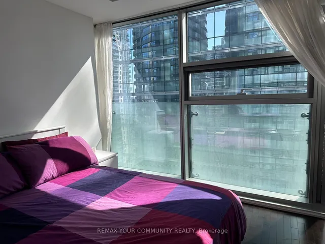 14 York St #1709, Toronto 3