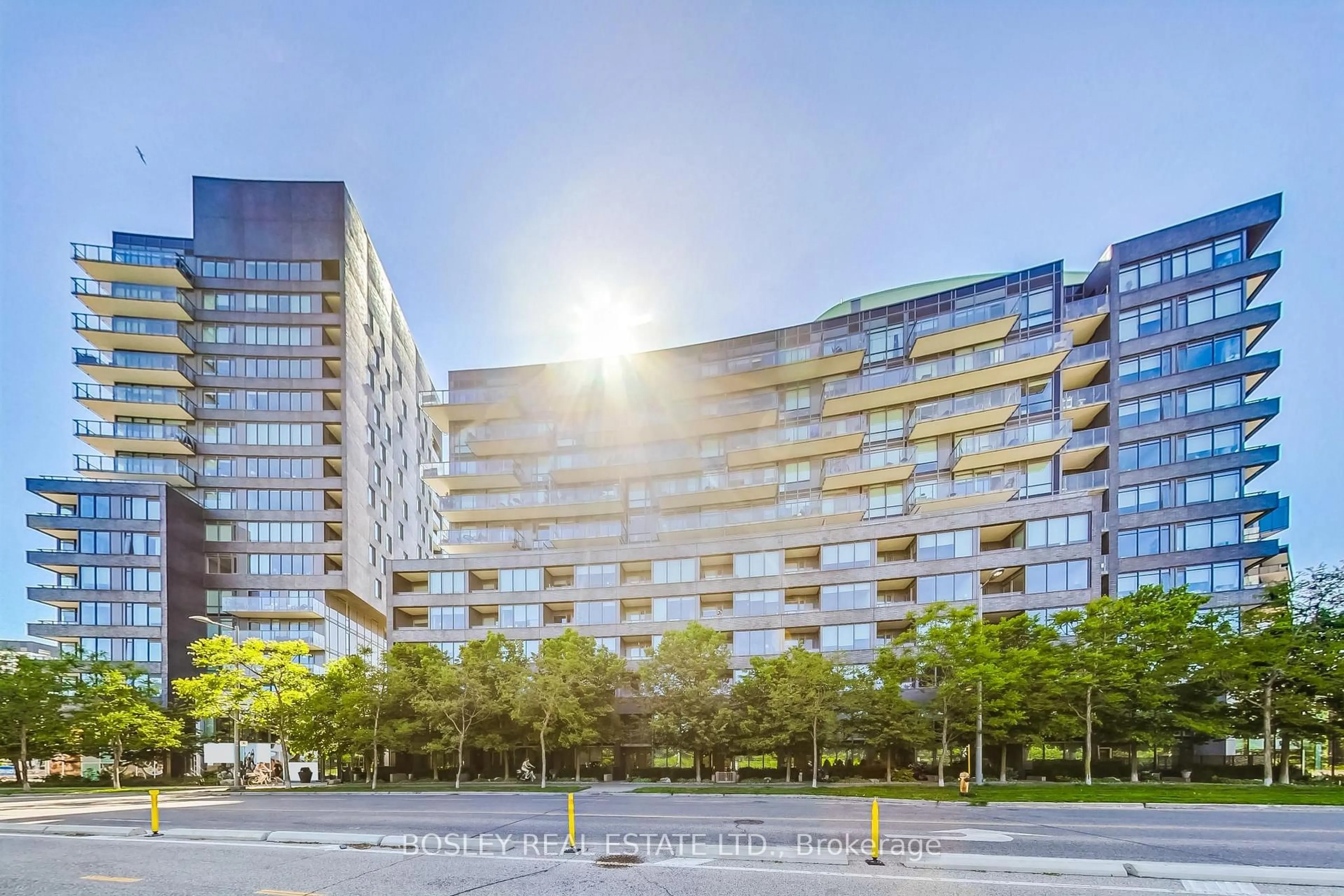 Unknown for 120 Bayview Ave #N 519, Toronto Ontario M5A 0G4