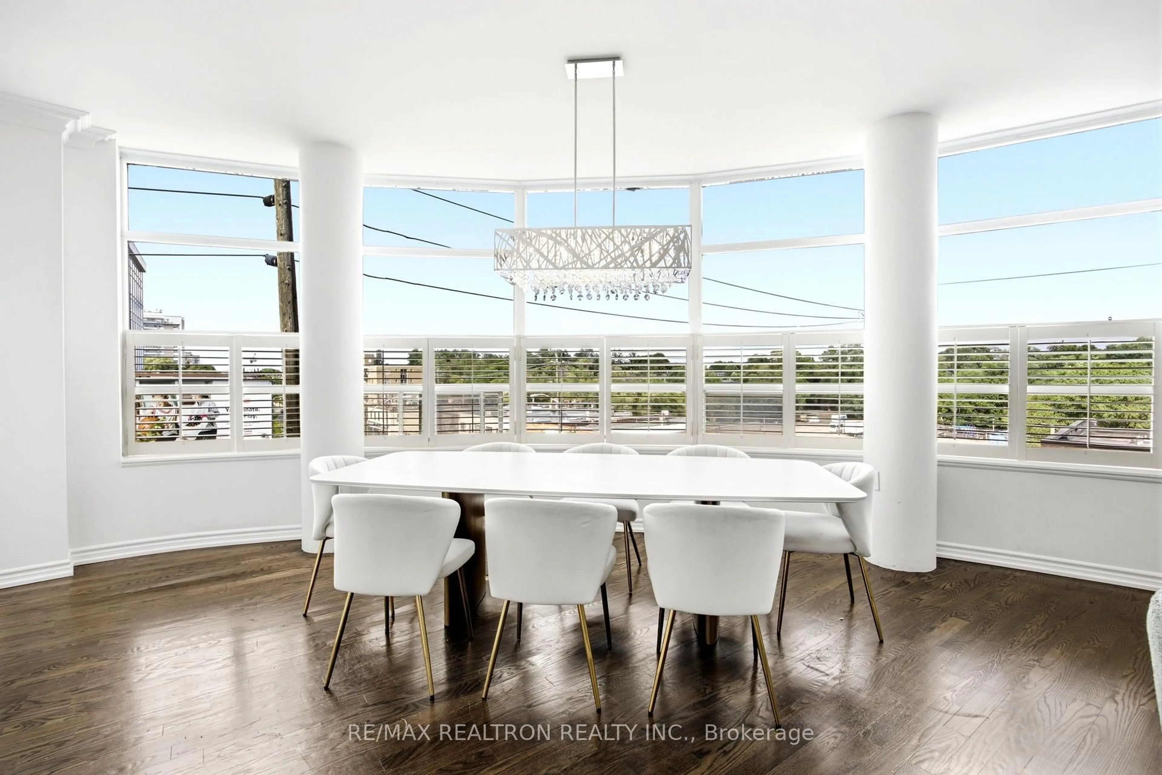Dining room, ceramic/tile floor for 1 Glen Park Ave #304, Toronto Ontario M6B 4M5