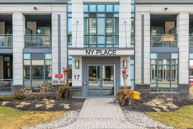 17 Kenaston Gdns #311, Toronto 3