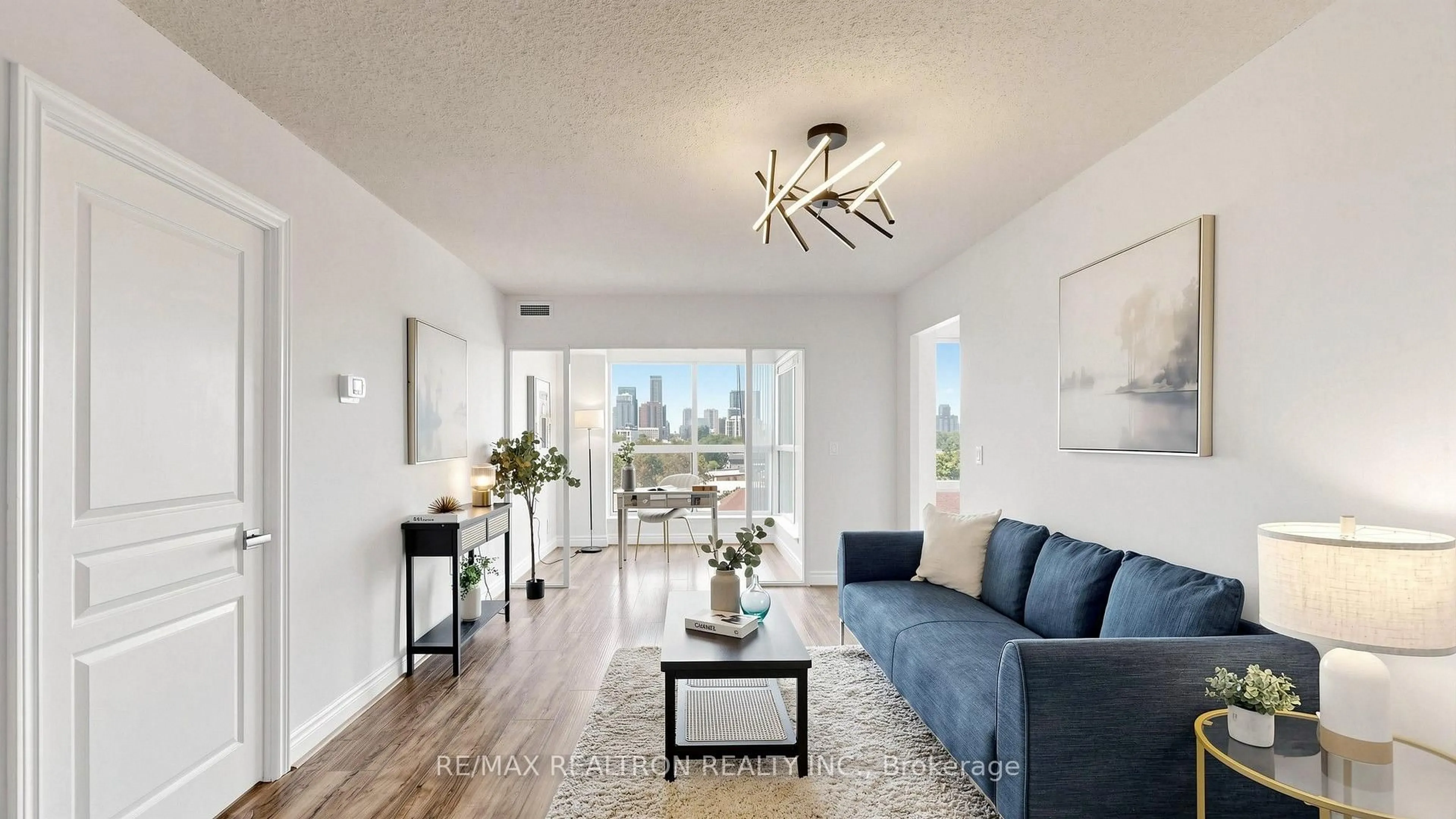 Living room with furniture, unknown for 1 Hycrest Ave #608, Toronto Ontario M2N 6V8