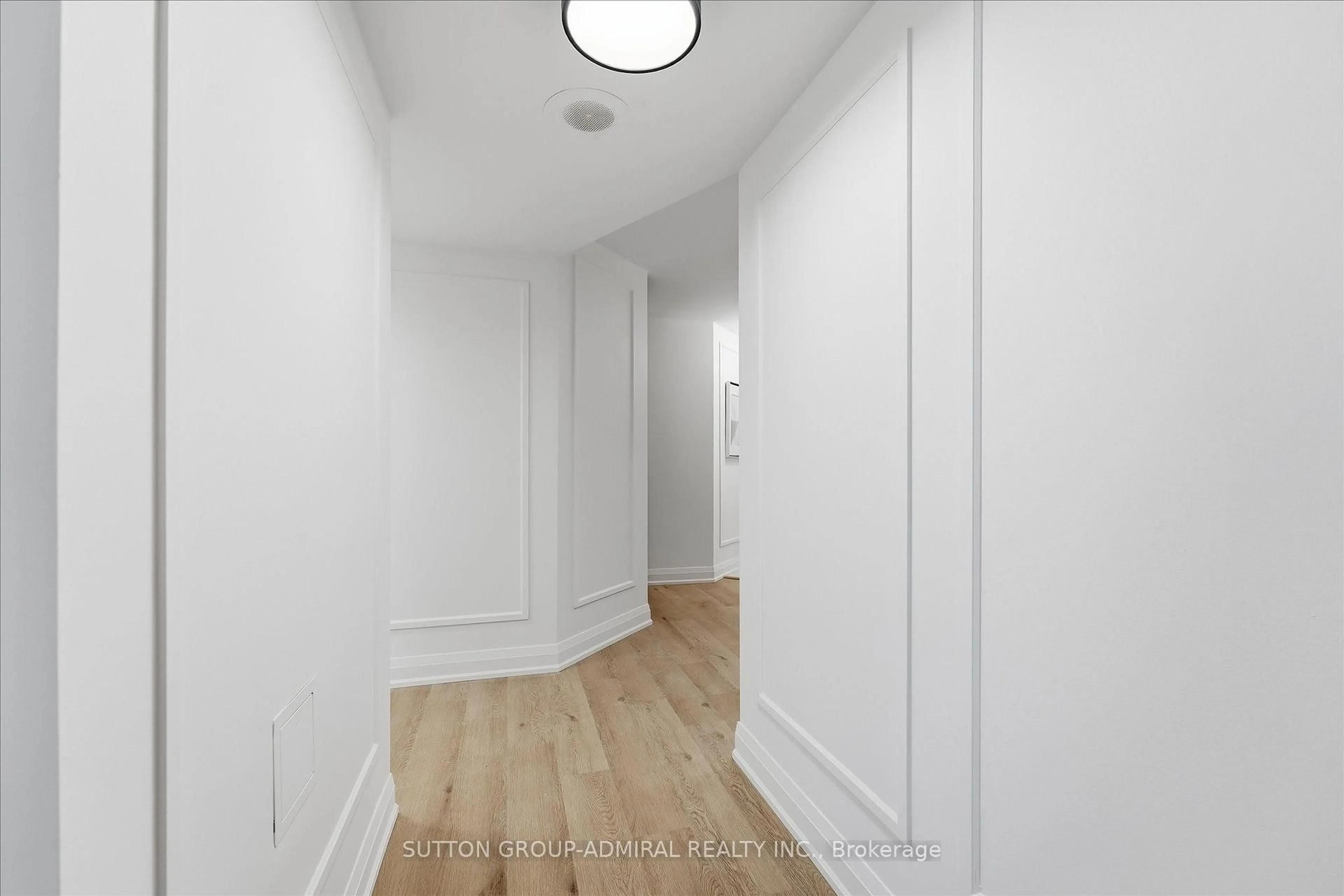 Unknown for 131 Beecroft Rd #306, Toronto Ontario M2N 6G9