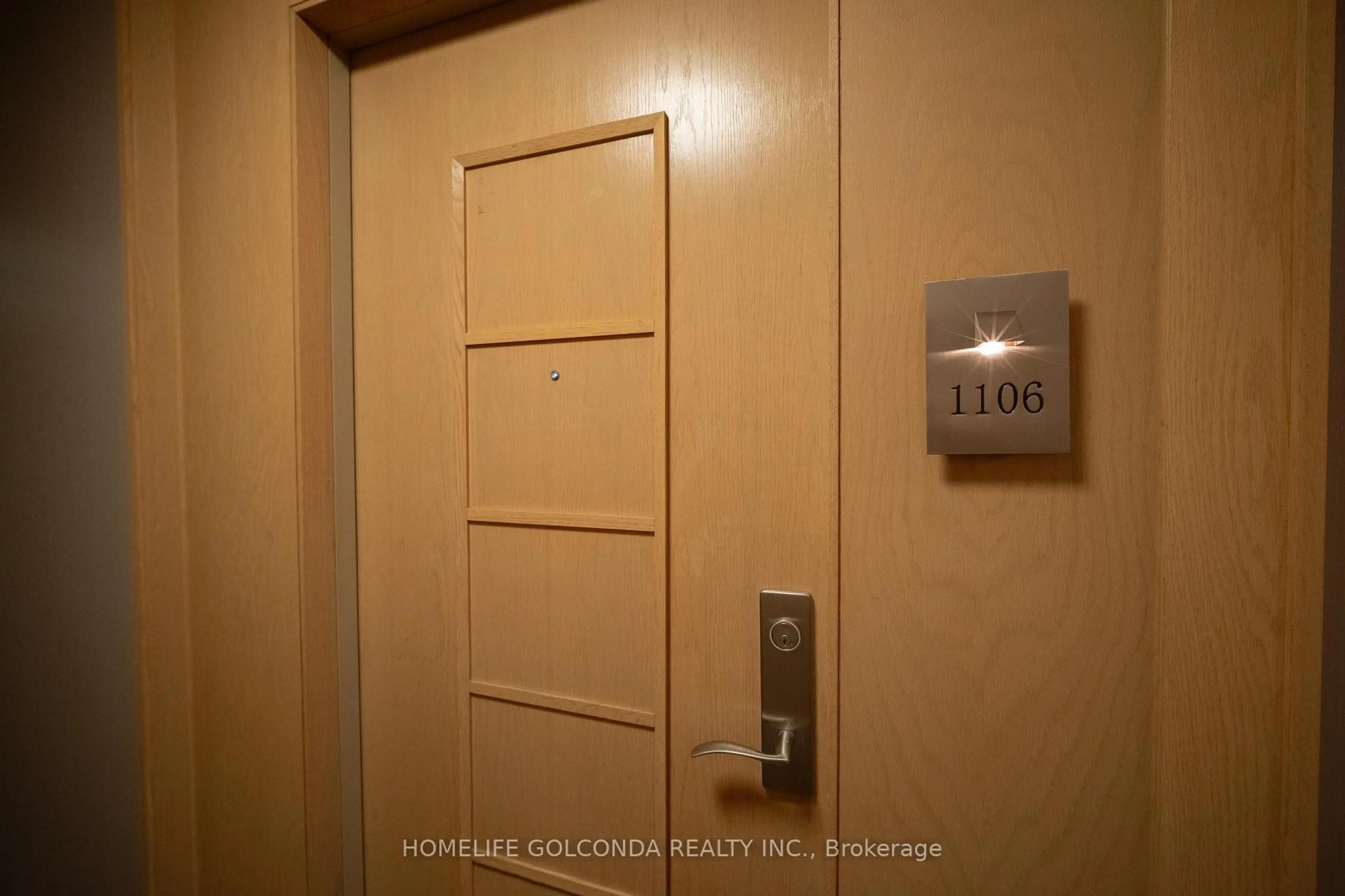 Indoor entryway for 509 Beecroft Rd #1106, Toronto Ontario M2N 0A3