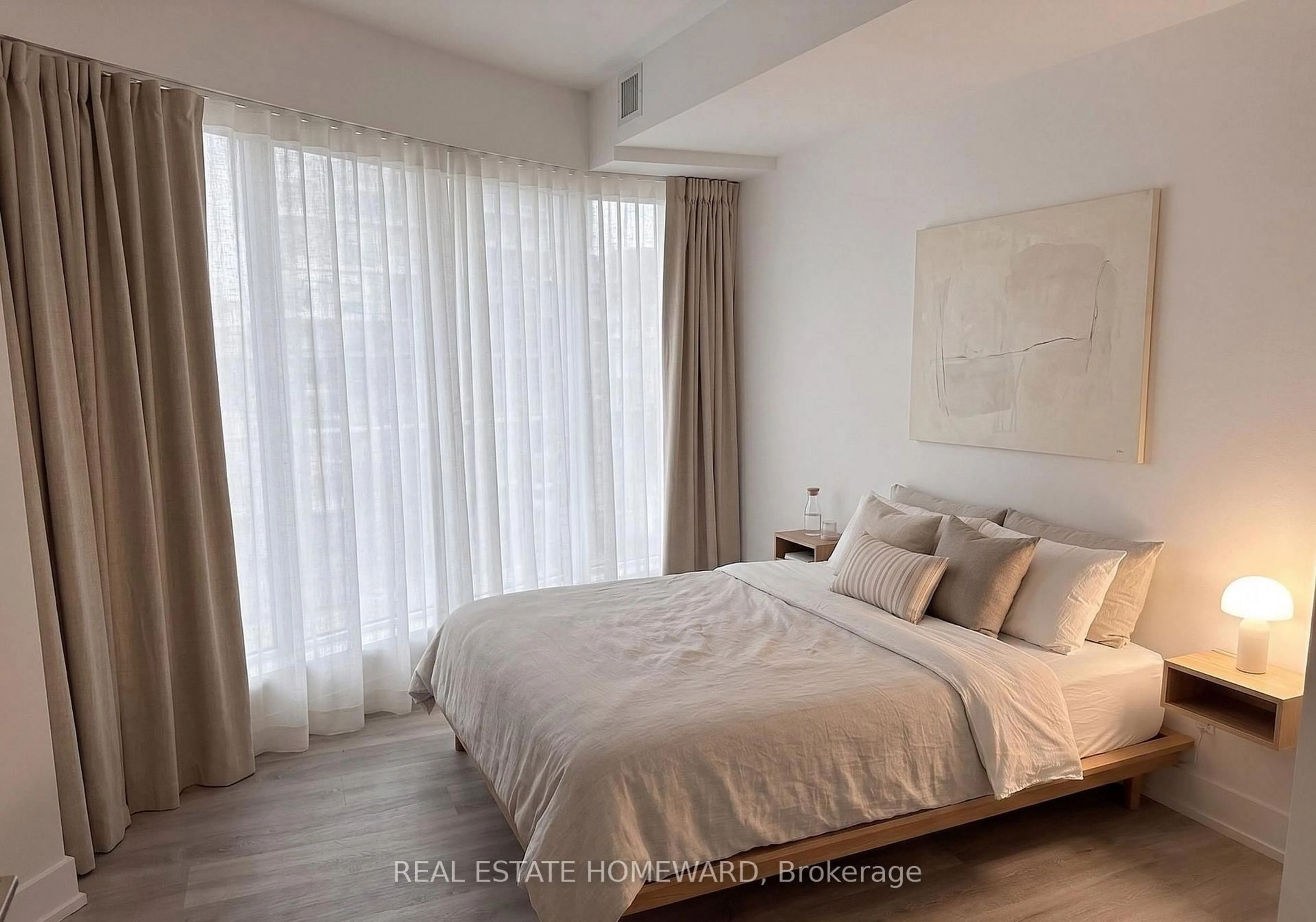Bedroom with bed, unknown for 585 BLOOR St #1118, Toronto Ontario M4W 0B3