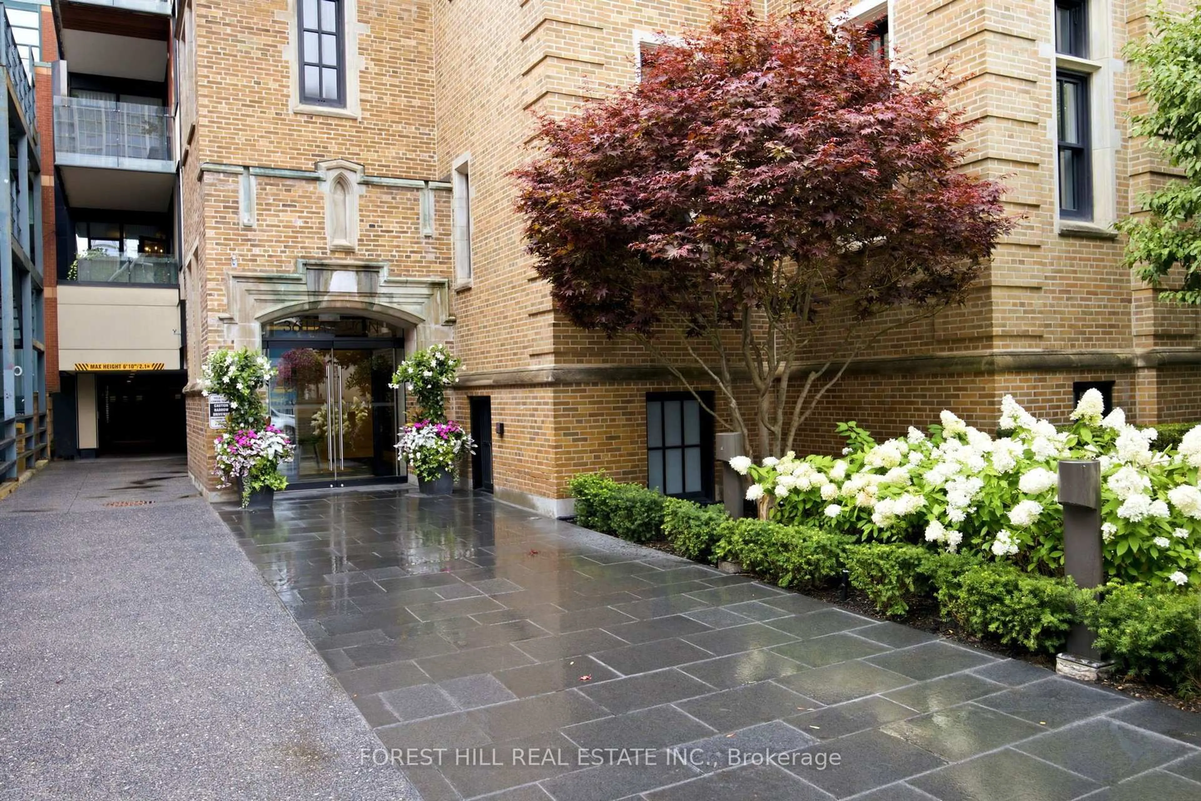 Unknown for 36 Hazelton Ave #4C, Toronto Ontario M5R 2E2