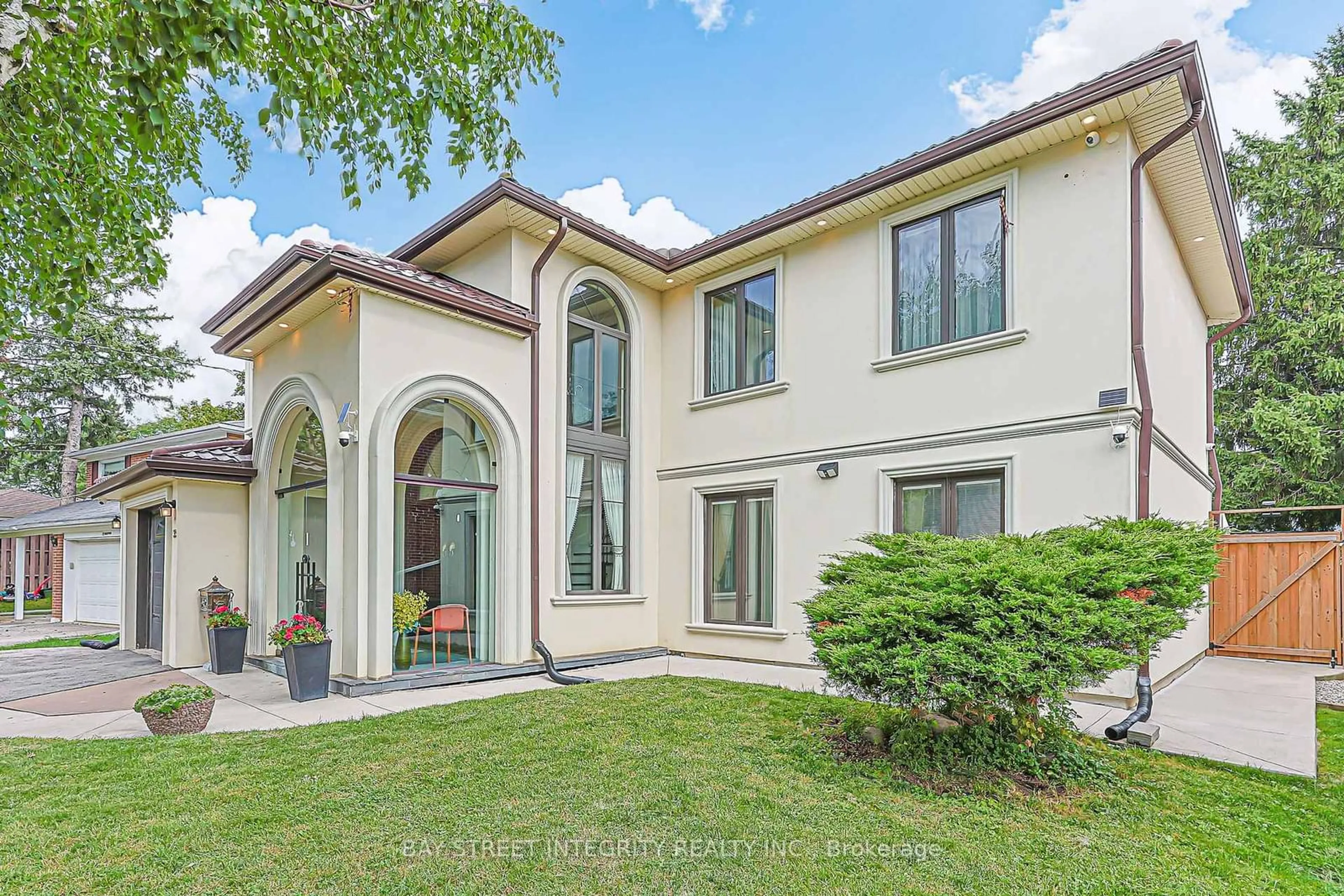 Home with brick exterior material, unknown for 33 Deerford Rd, Toronto Ontario M2J 3H9