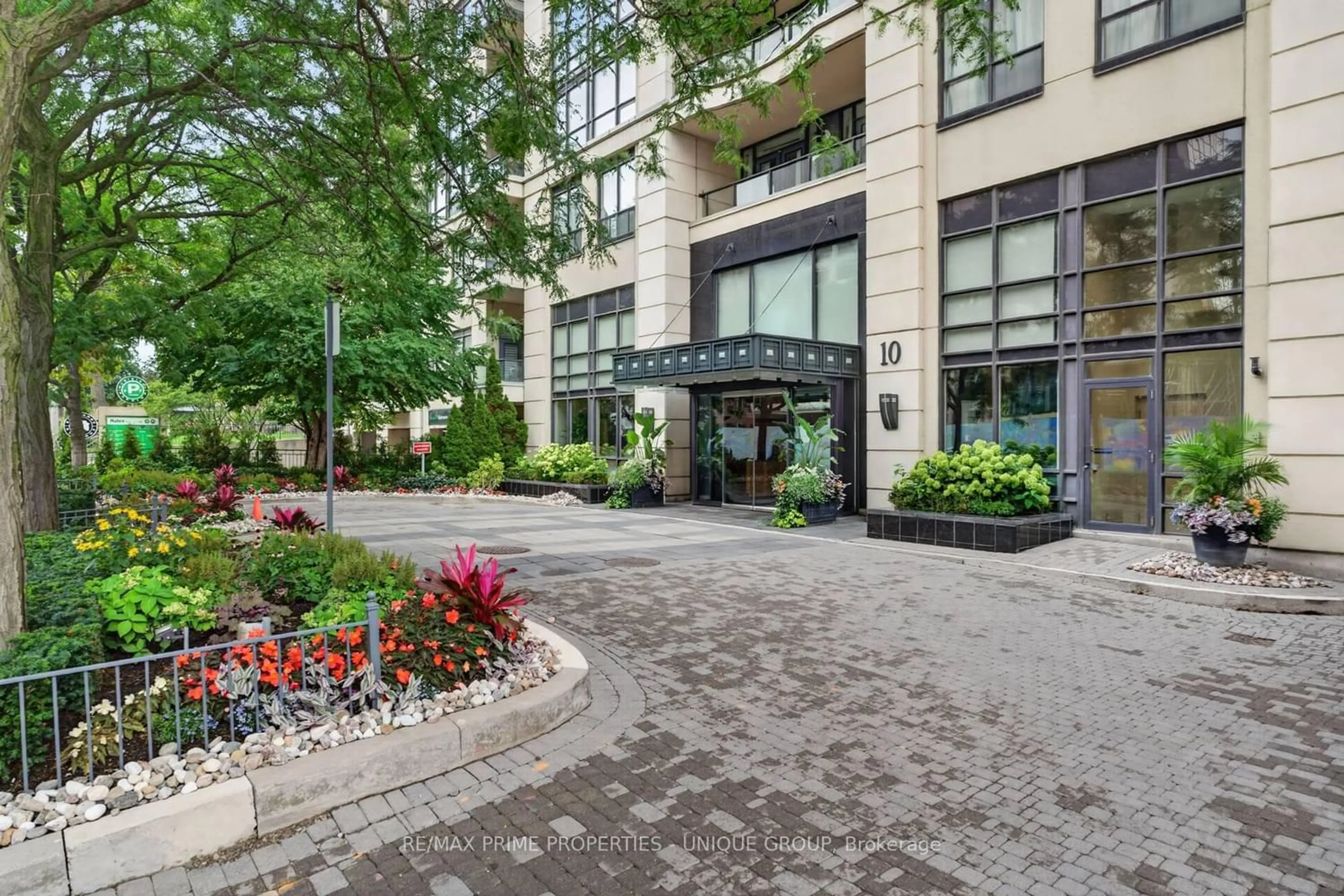 Unknown for 10 Delisle Ave #317, Toronto Ontario M4V 3C6