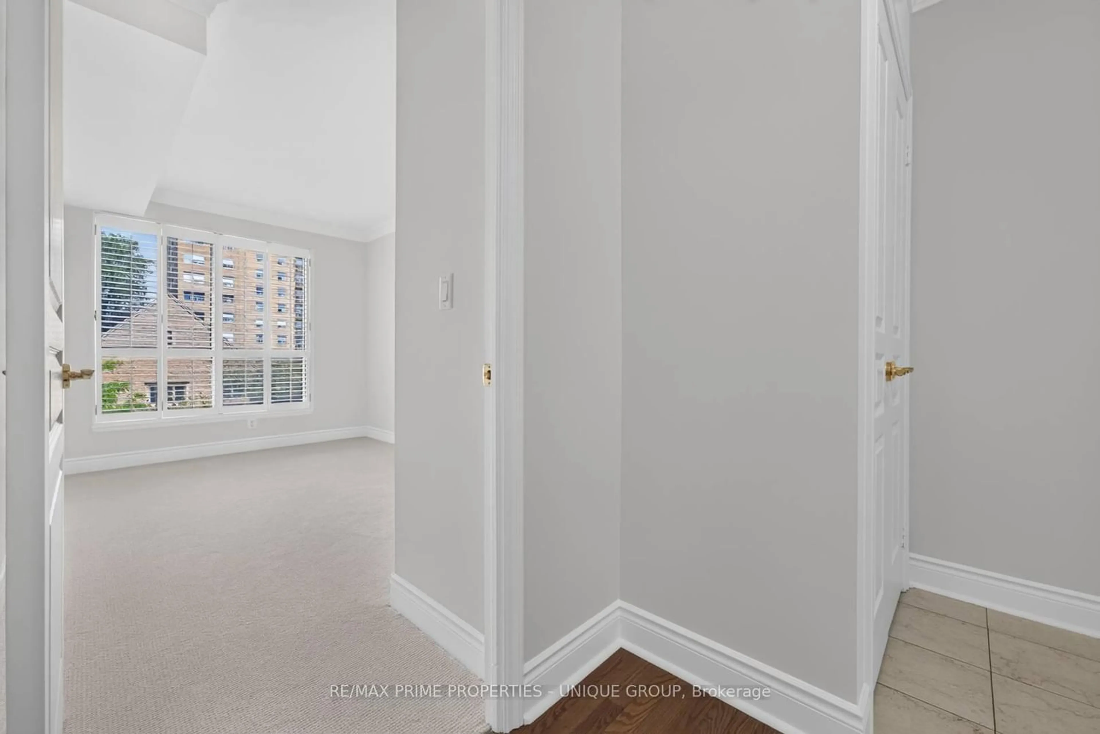 Unknown for 10 Delisle Ave #317, Toronto Ontario M4V 3C6
