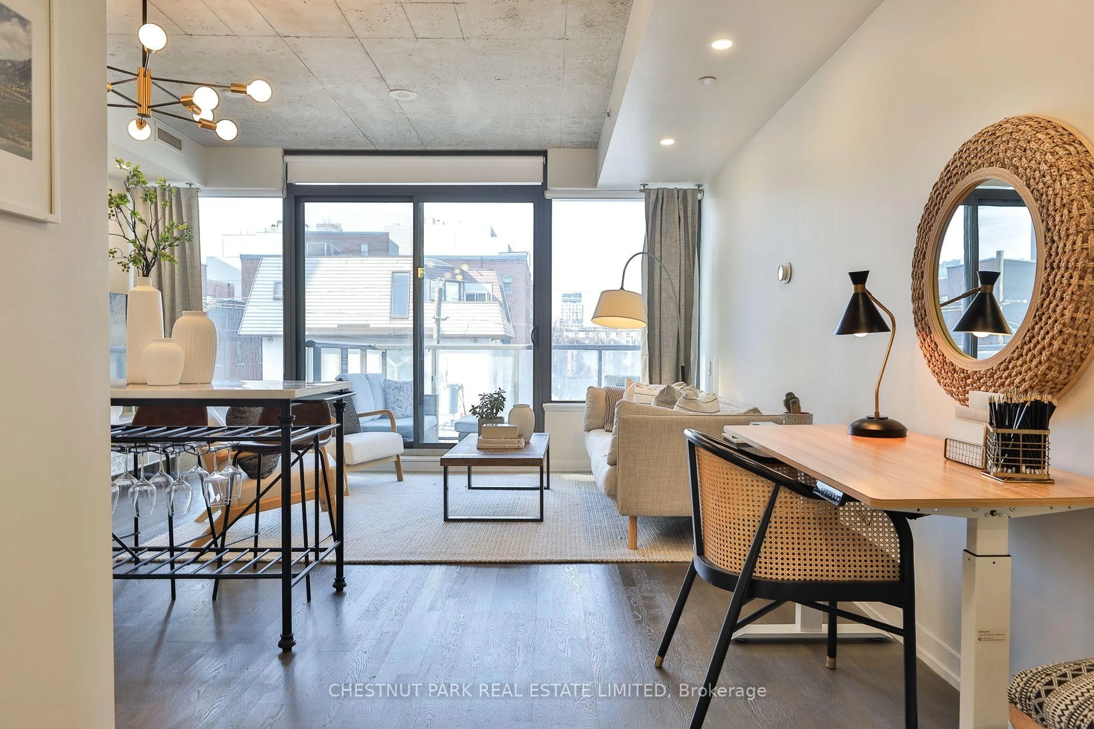 Living room with furniture, unknown for 461 Adelaide St #434, Toronto Ontario M5V 0L6