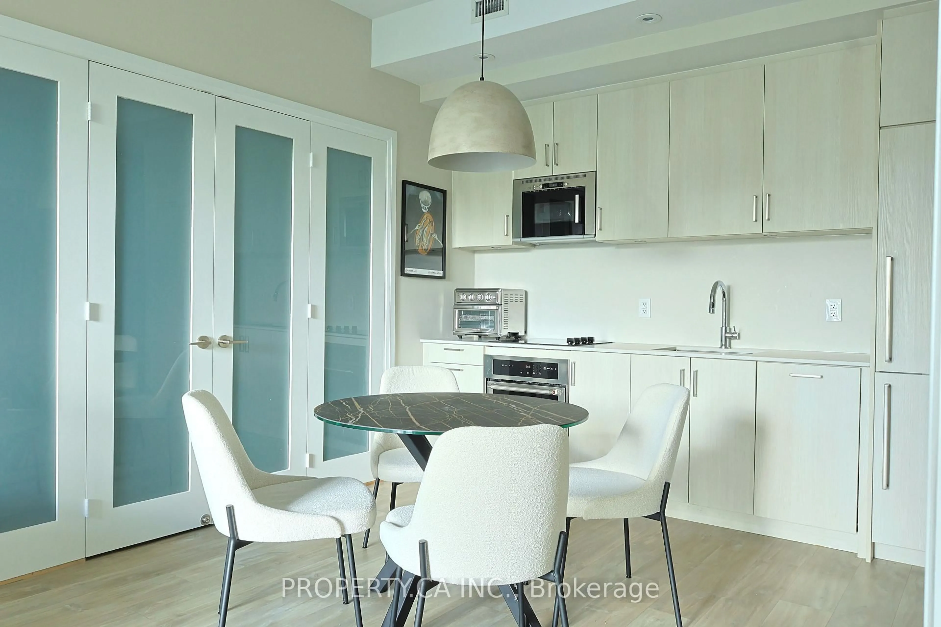 Open concept kitchen, unknown for 280 Howland Ave #424, Toronto Ontario M5R 0C3