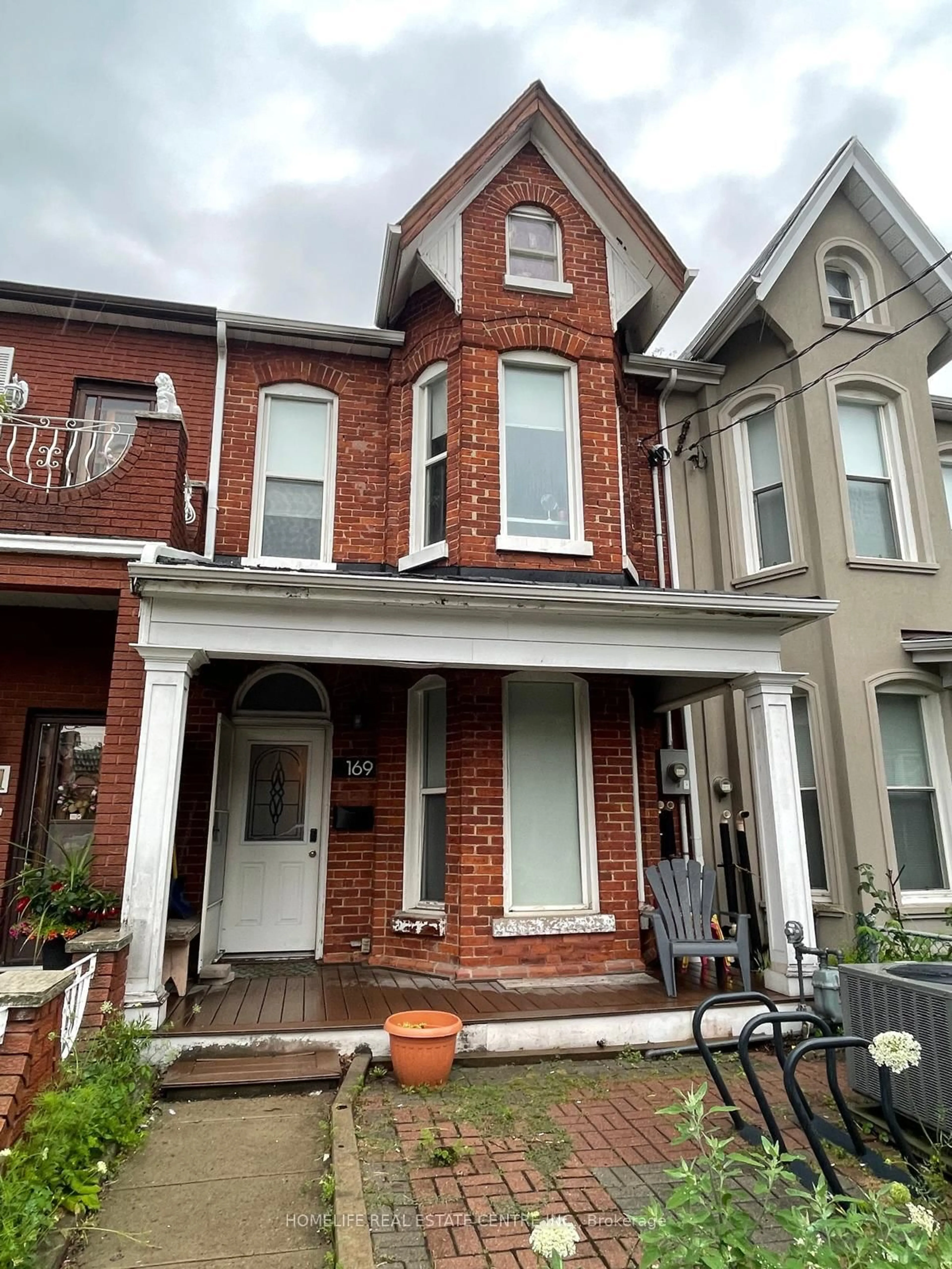 Home with brick exterior material, street for 169 Gladstone Ave, Toronto Ontario M6J 3L3