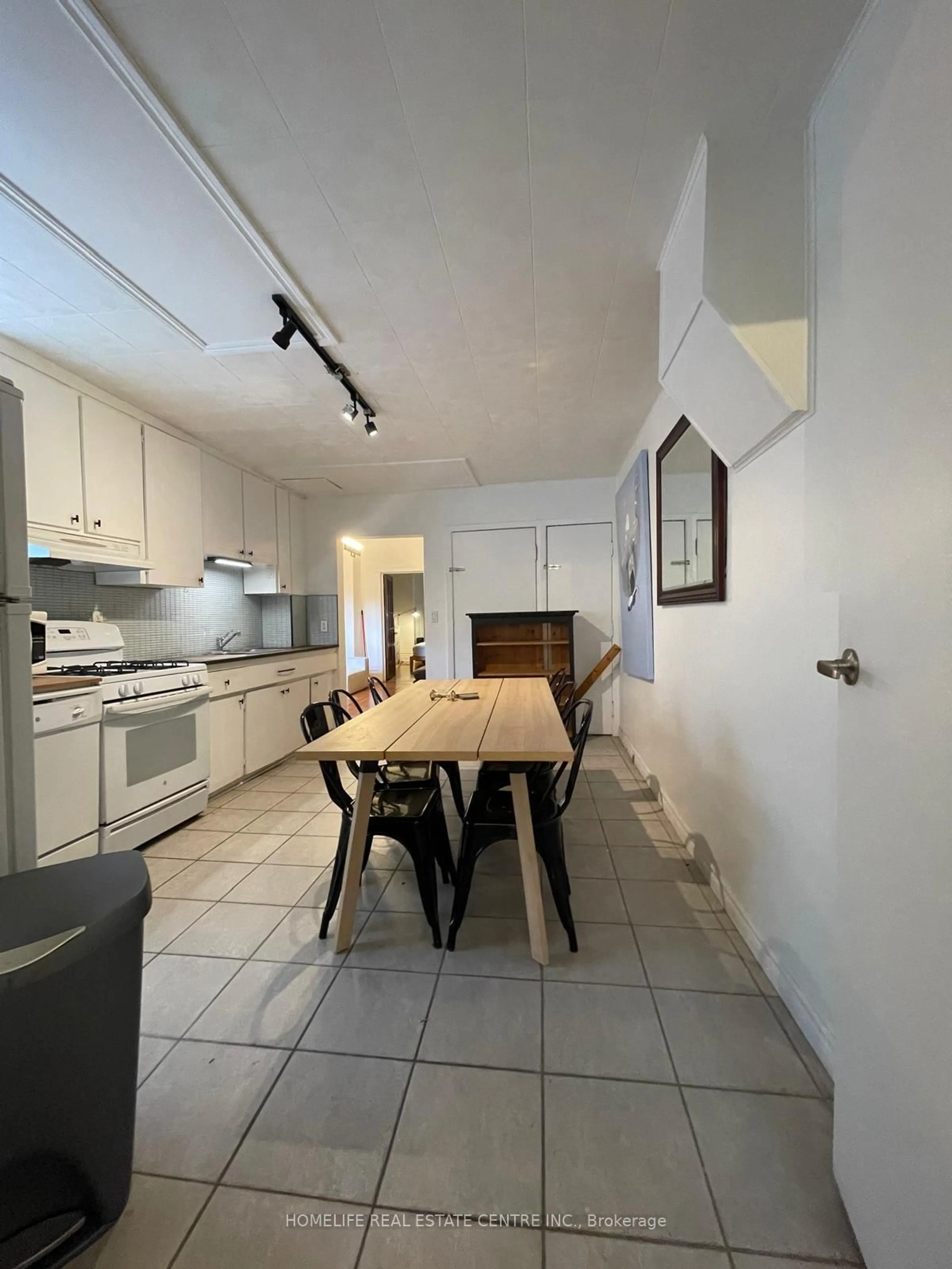 Unknown for 169 Gladstone Ave, Toronto Ontario M6J 3L3