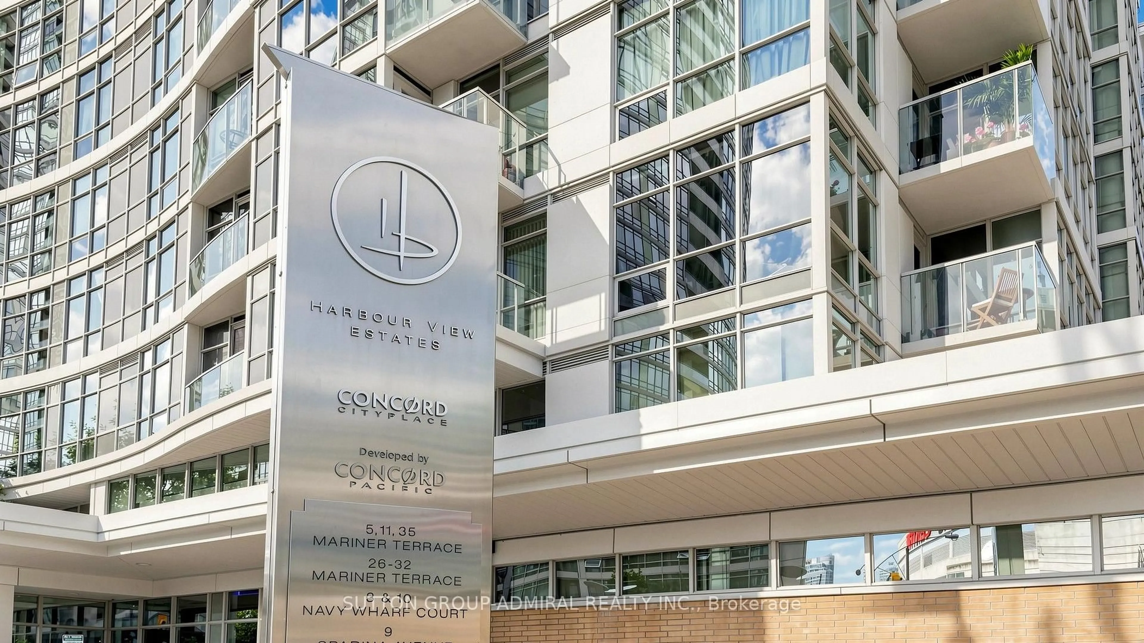 Indoor foyer for 10 Navy Wharf Crt #3601, Toronto Ontario M5V 3V2