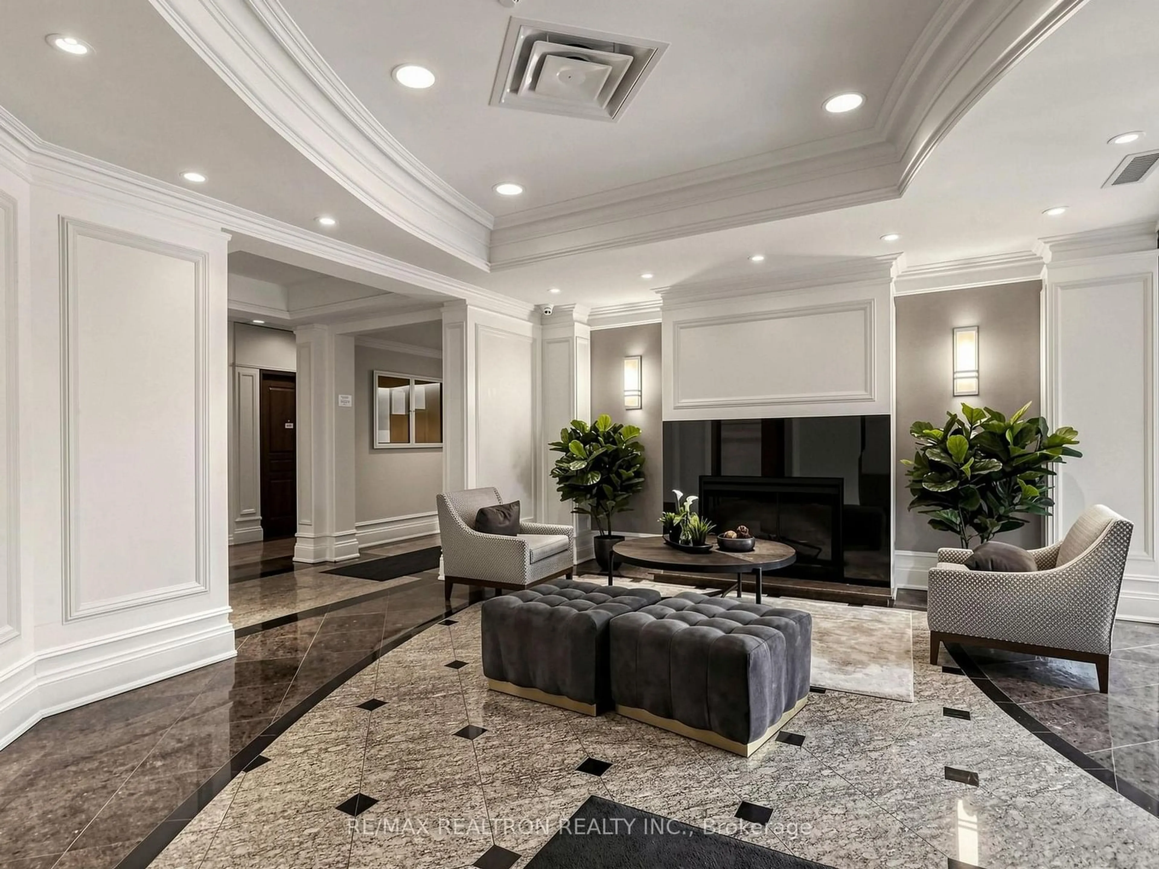 Unknown for 16 Dallimore Circ #414, Toronto Ontario M3C 4C4
