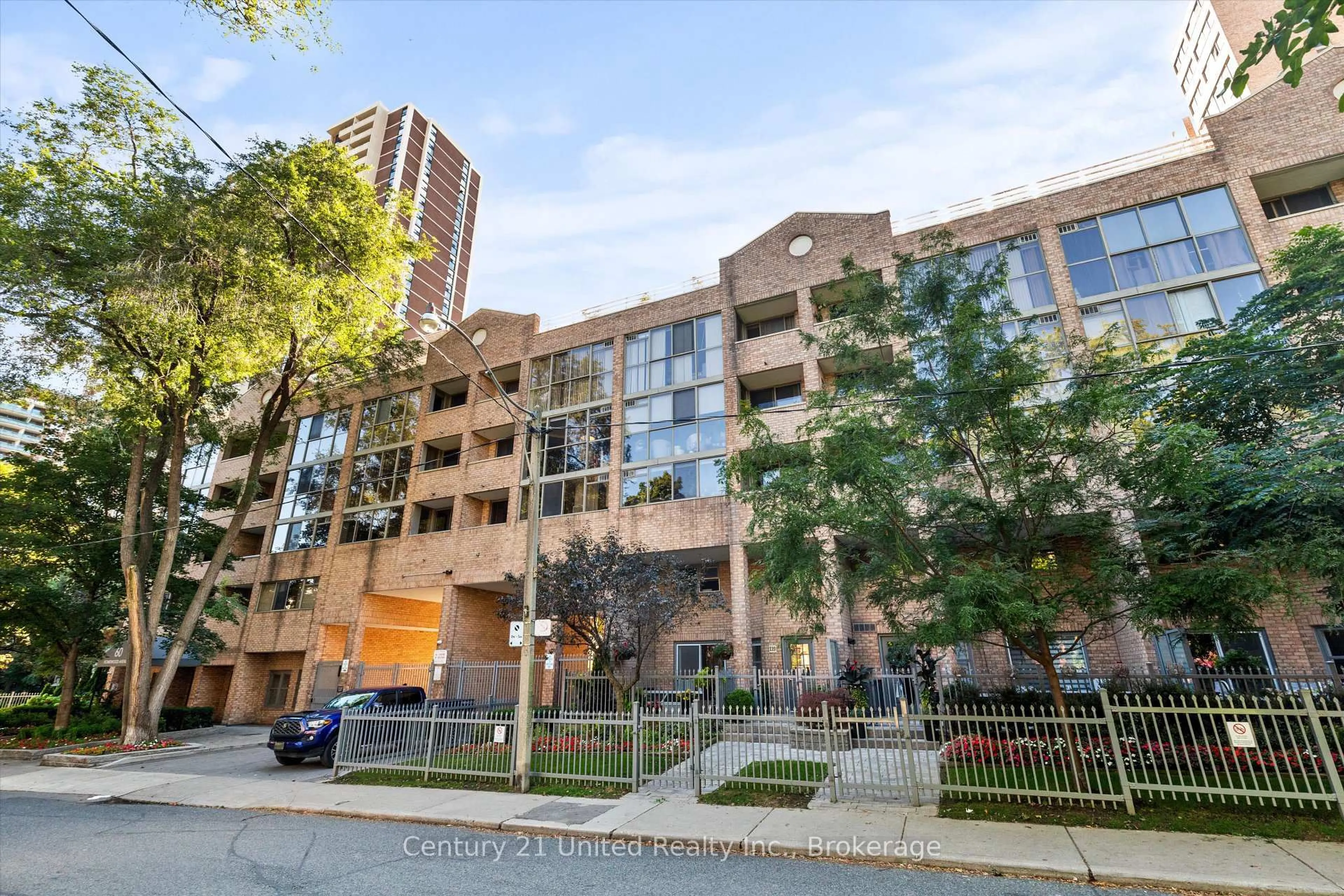 Unknown for 60 Homewood Ave #504, Toronto Ontario M4Y 2X4