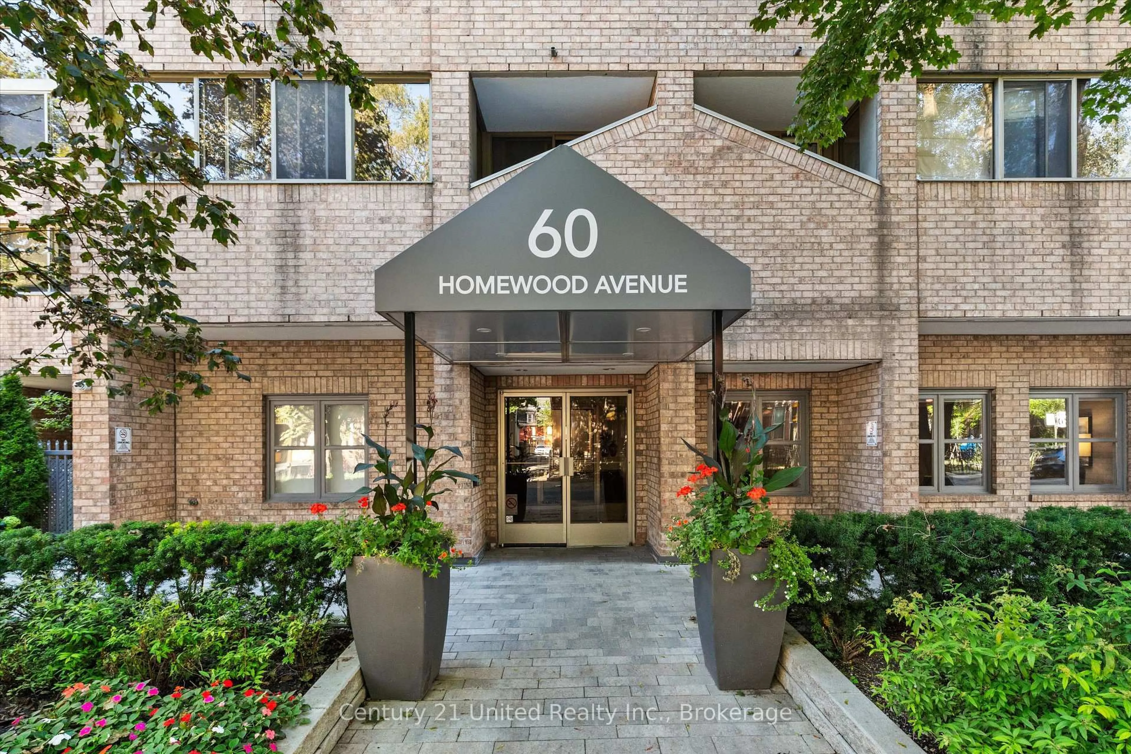 Indoor foyer for 60 Homewood Ave #504, Toronto Ontario M4Y 2X4