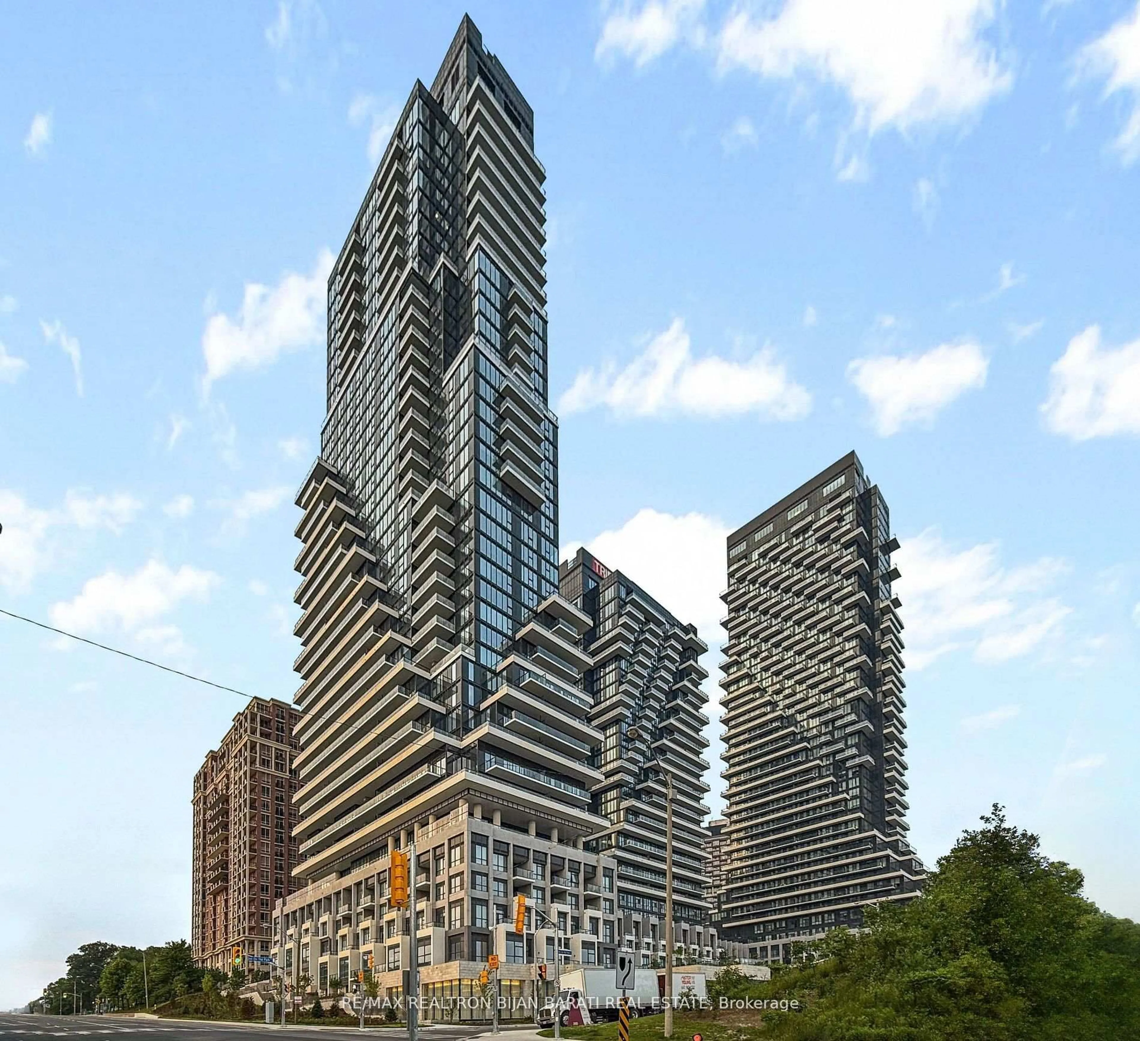 Unknown for 10 INN ON THE PARK Dr #3104, Toronto Ontario M3C 0P9