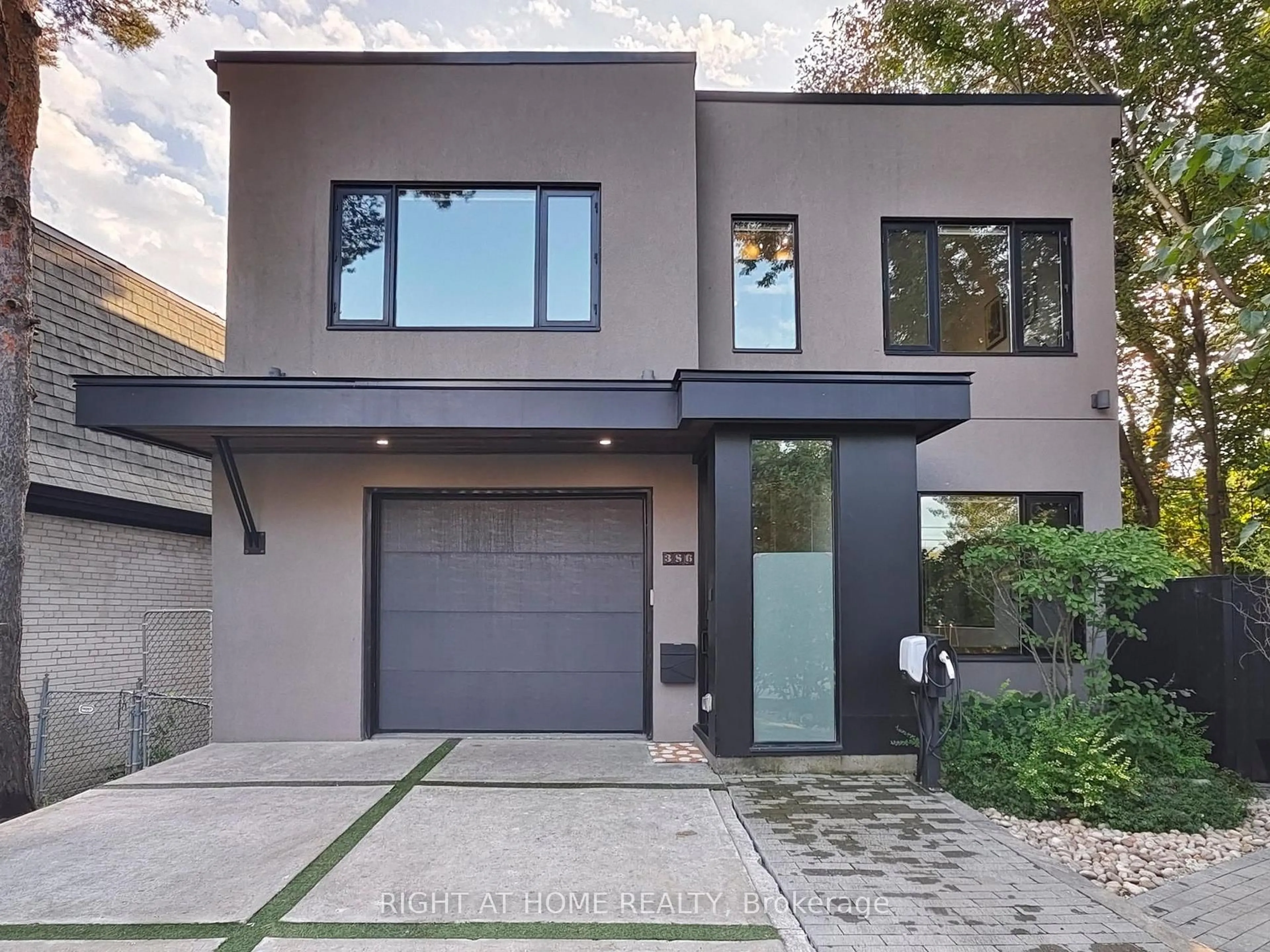 Home with brick exterior material, street for 386 Rosewell Ave, Toronto Ontario M4R 2B4
