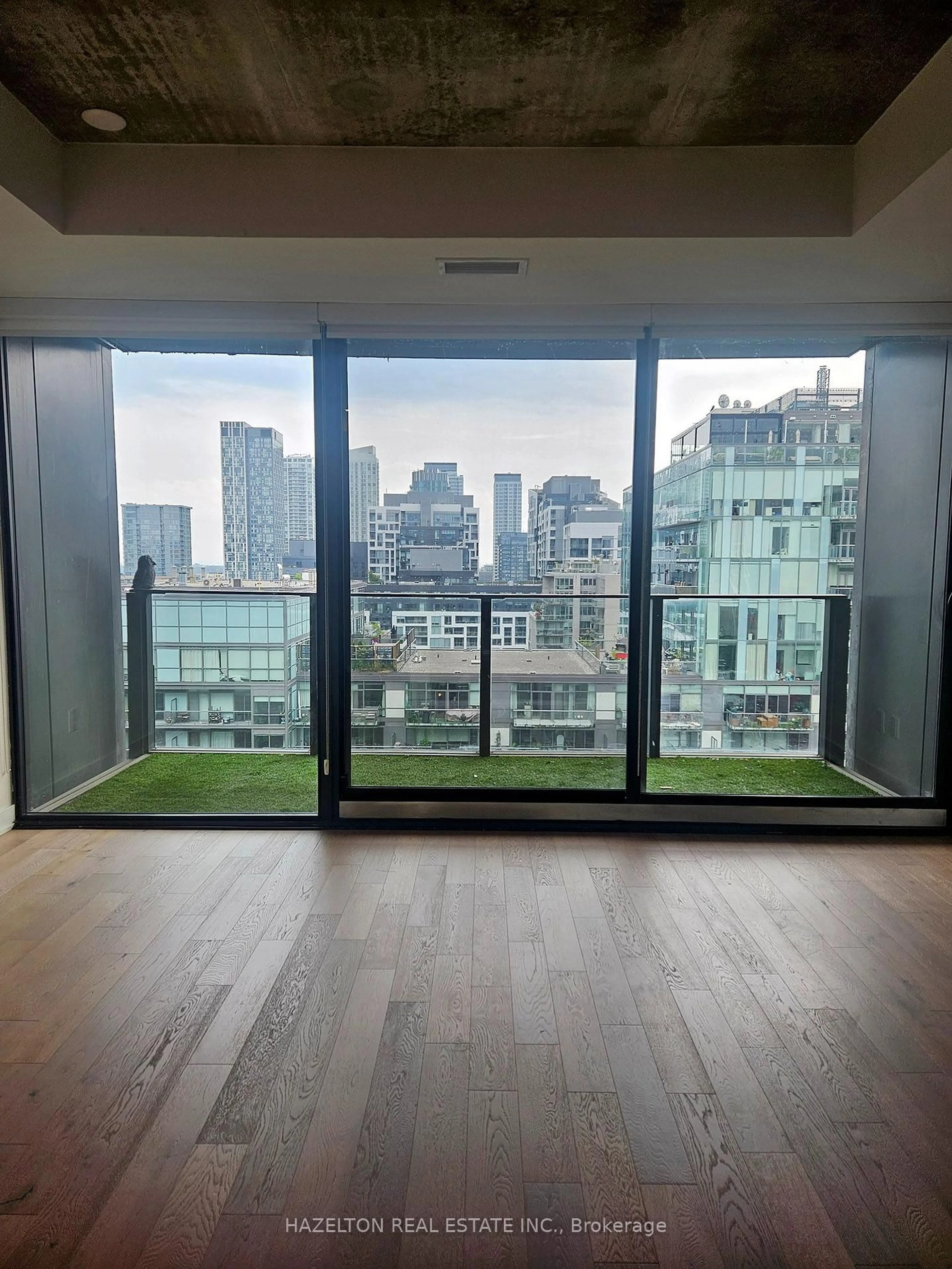 A pic of a room for 629 King St #1207, Toronto Ontario M5V 1M5