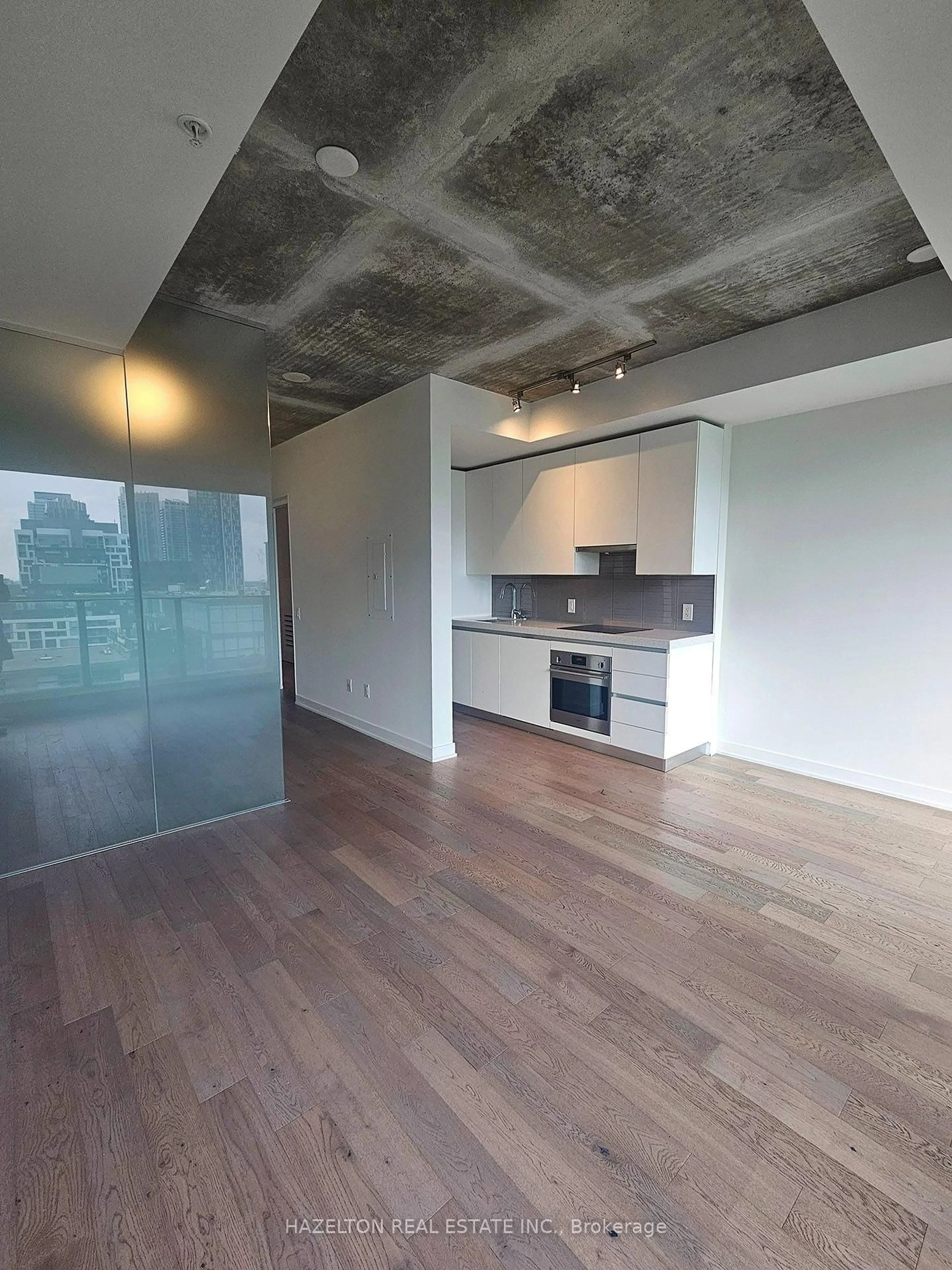 A pic of a room for 629 King St #1207, Toronto Ontario M5V 1M5
