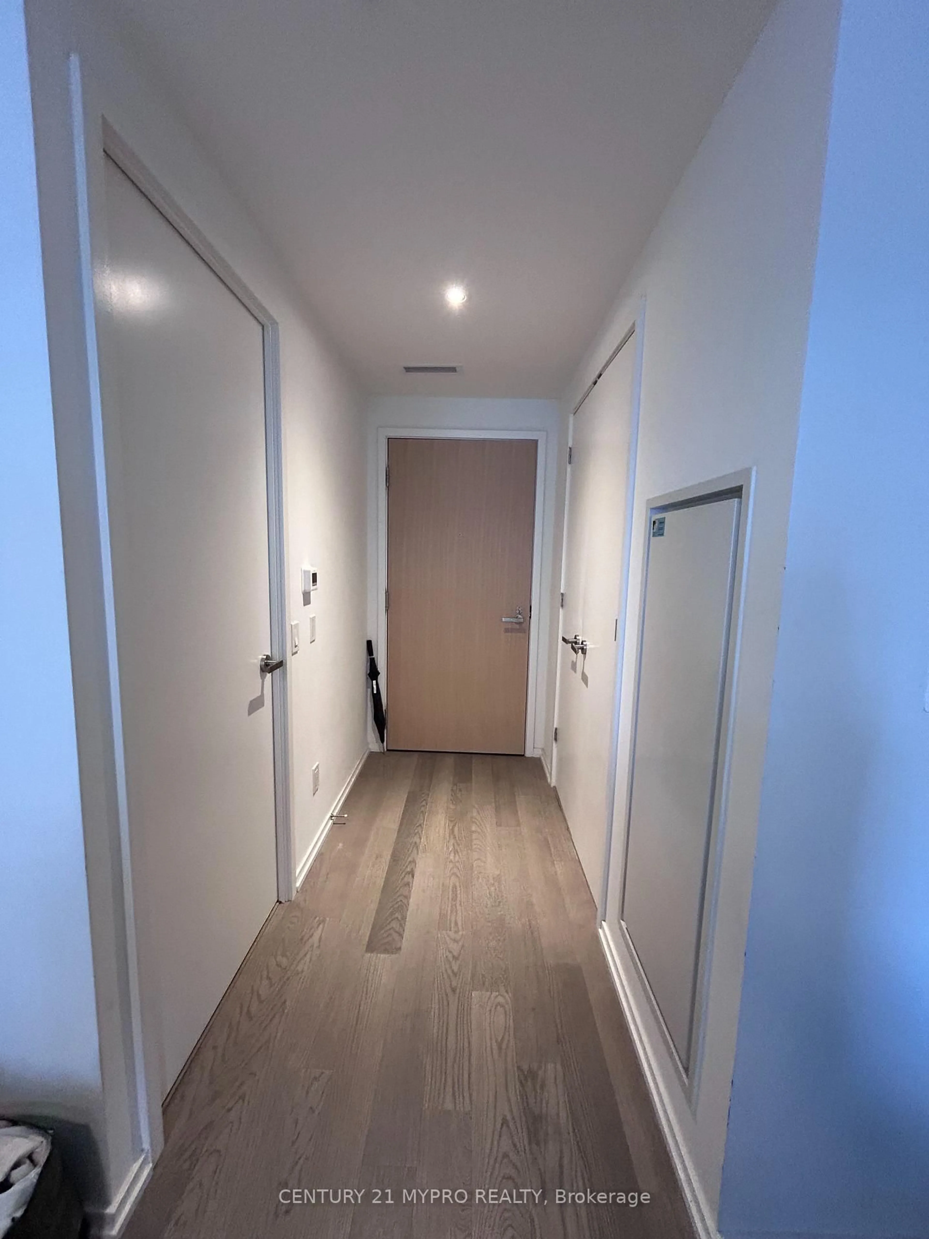 Unknown for 5 Soudan Ave #1910, Toronto Ontario M4S 0B1