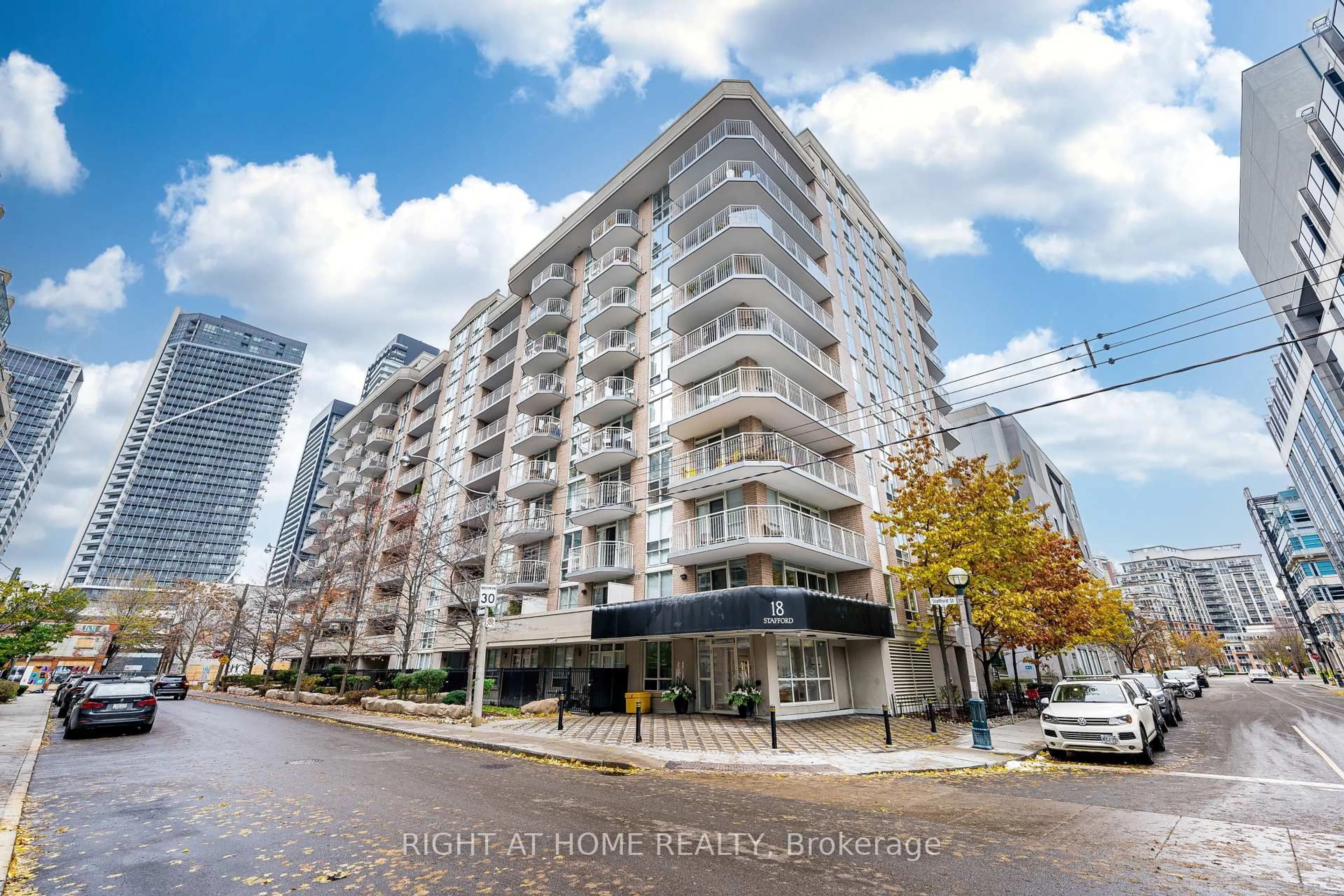 Unknown for 18 Stafford St #602, Toronto Ontario M5V 3W4