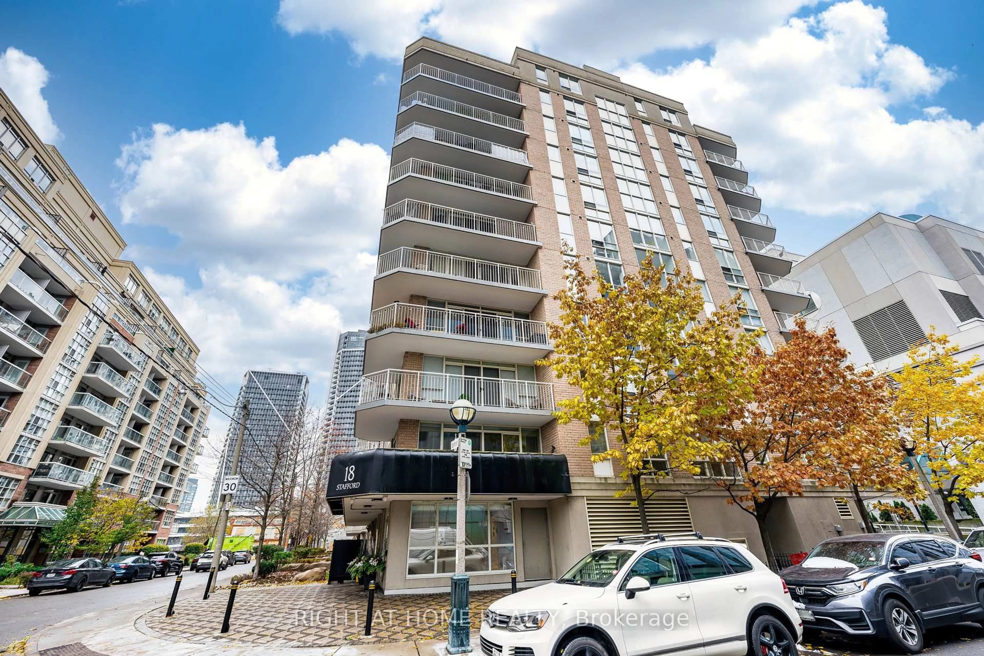 Unknown for 18 Stafford St #602, Toronto Ontario M5V 3W4