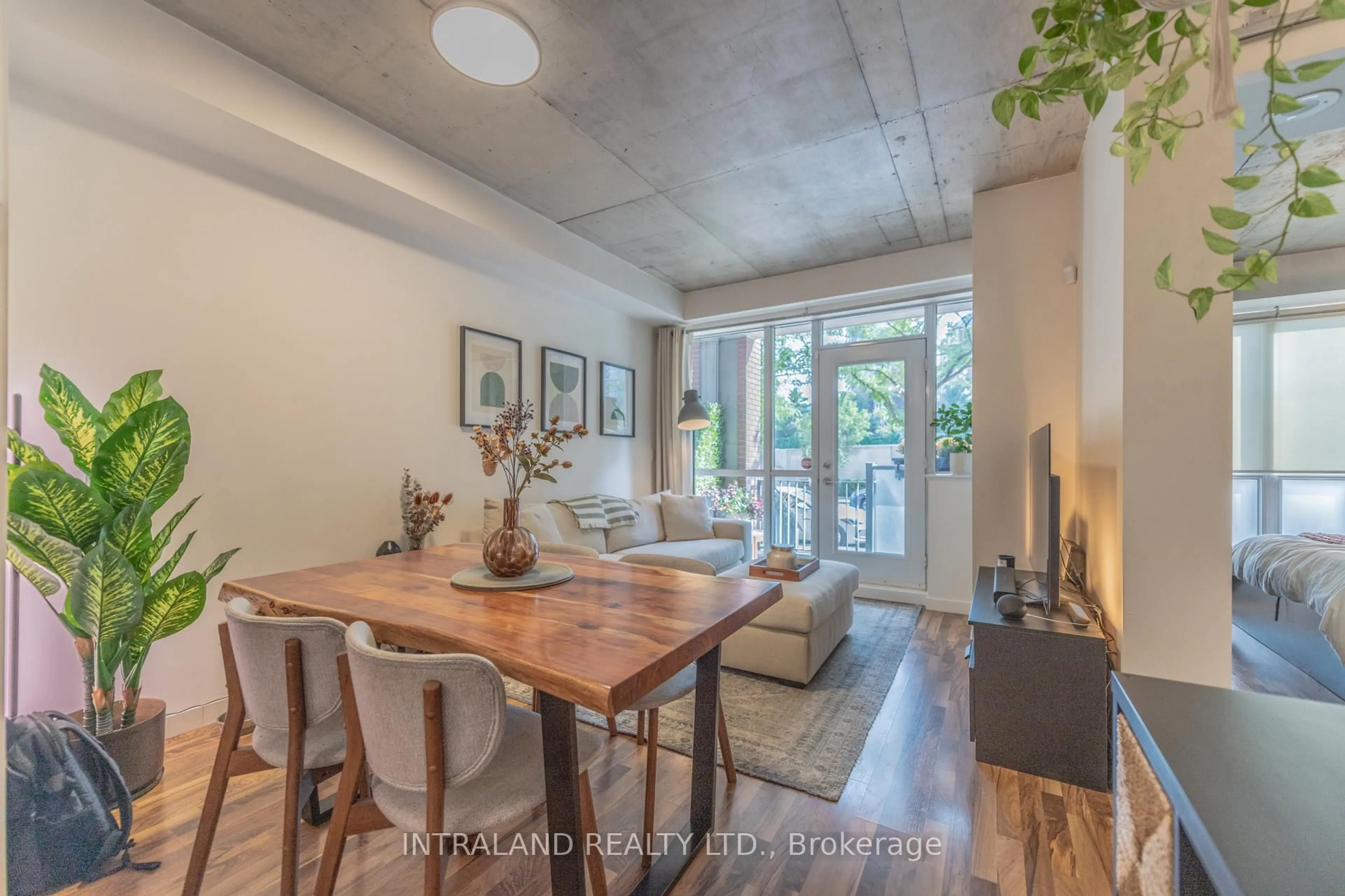 Dining room, unknown for 1 Shaw St #113, Toronto Ontario M6K 0A1