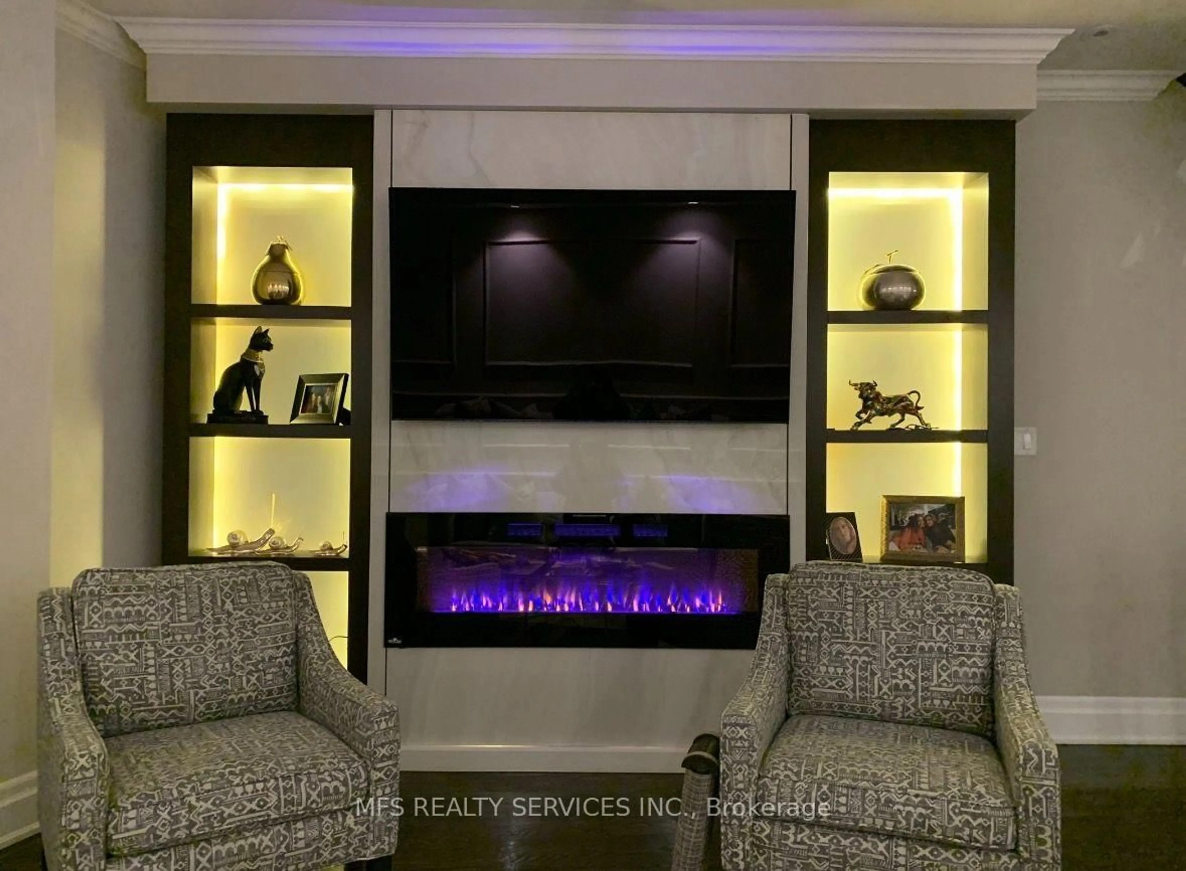 Home theater for 26 David Dunlap Circ, Toronto Ontario M3C 4C1