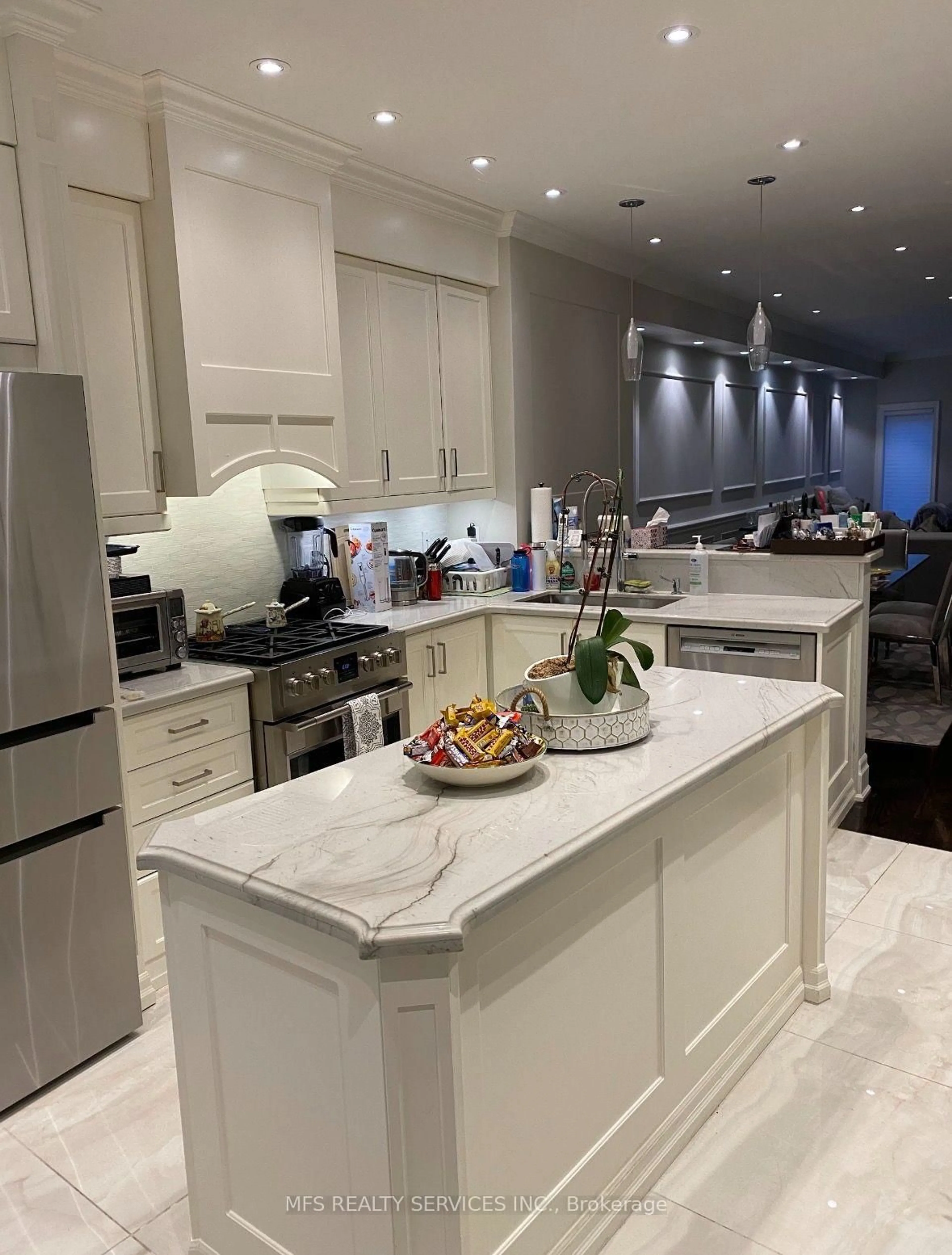 Contemporary kitchen, ceramic/tile floor for 26 David Dunlap Circ, Toronto Ontario M3C 4C1