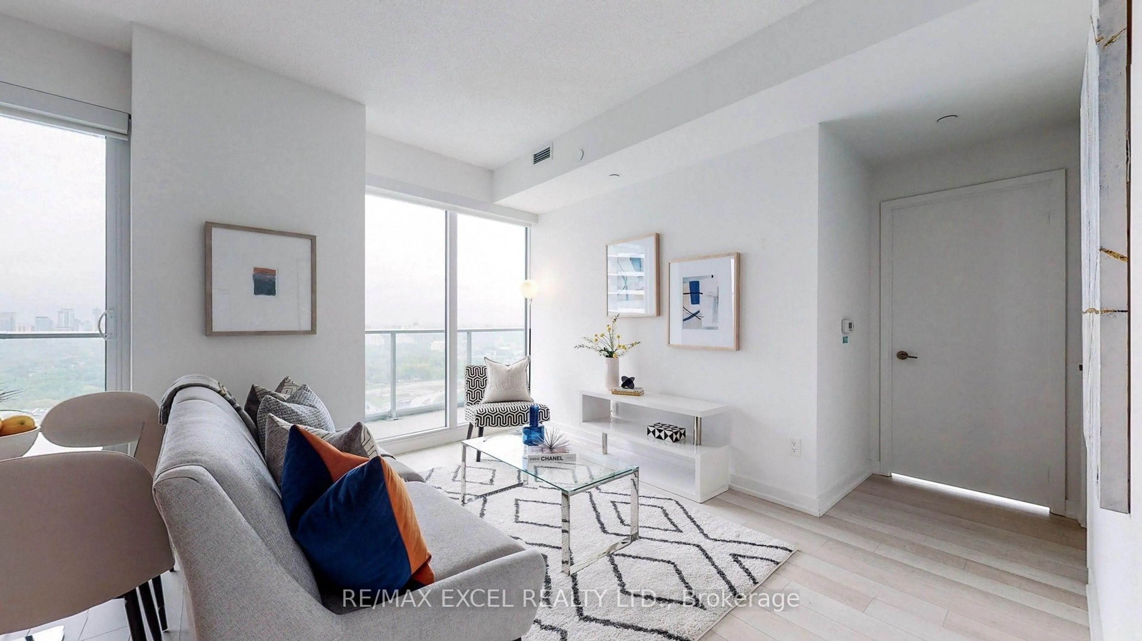 Living room with furniture, unknown for 115 McMahon Dr #3510, Toronto Ontario M2K 0E3