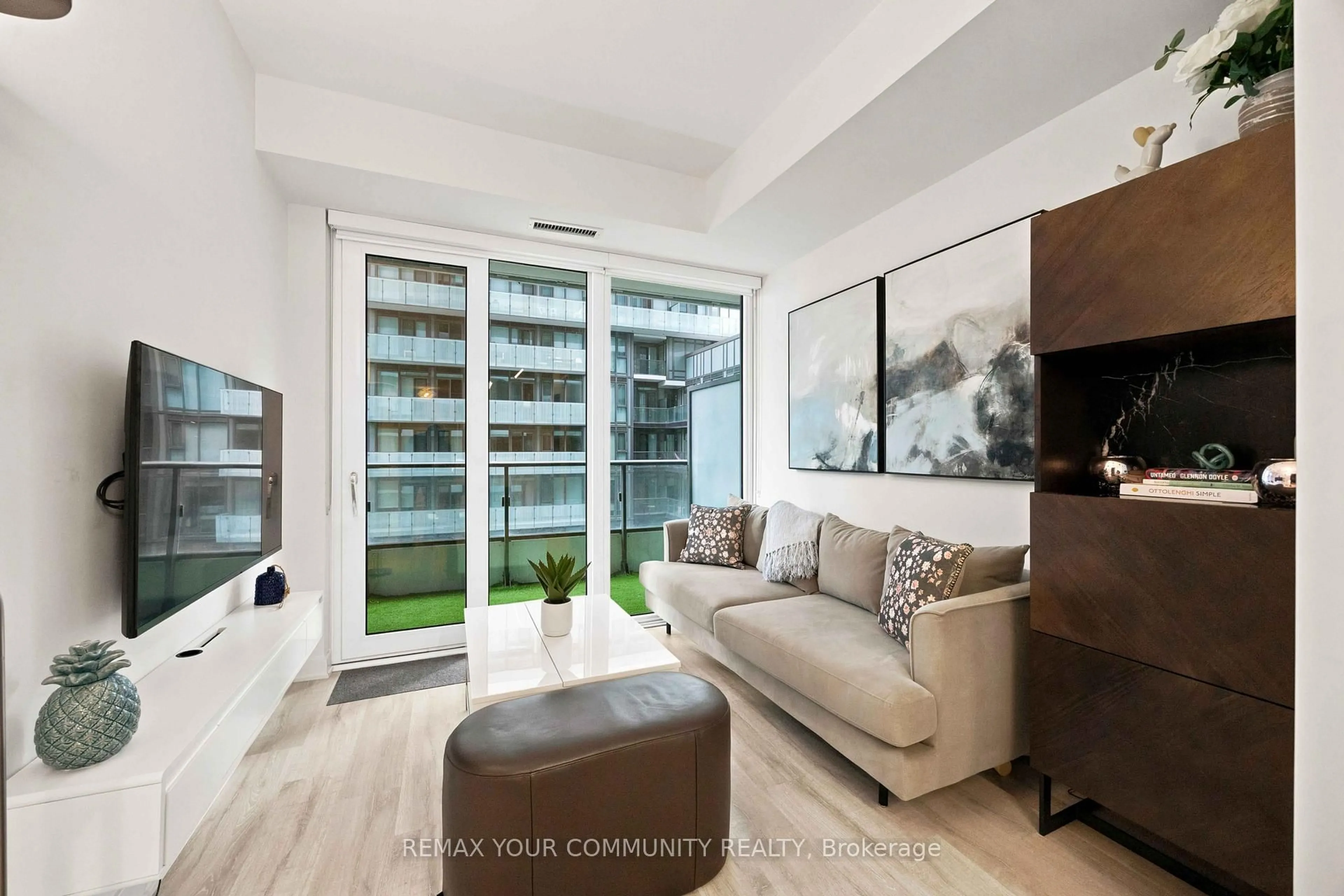 Living room with furniture, unknown for 70 Princess St #1627, Toronto Ontario M5A 0X6
