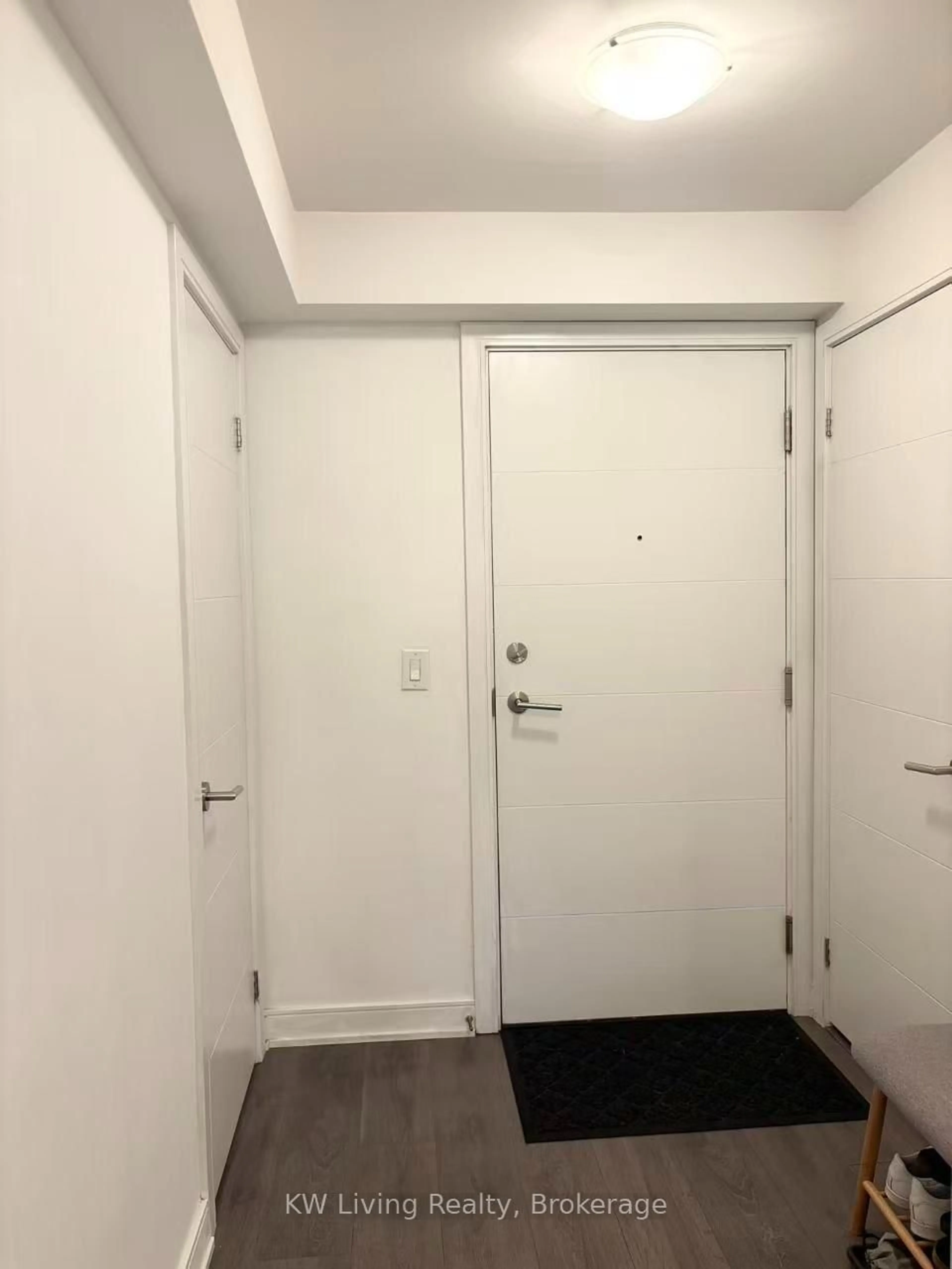 Unknown for 525 Adelaide St #1033, Toronto Ontario M5V 0N7