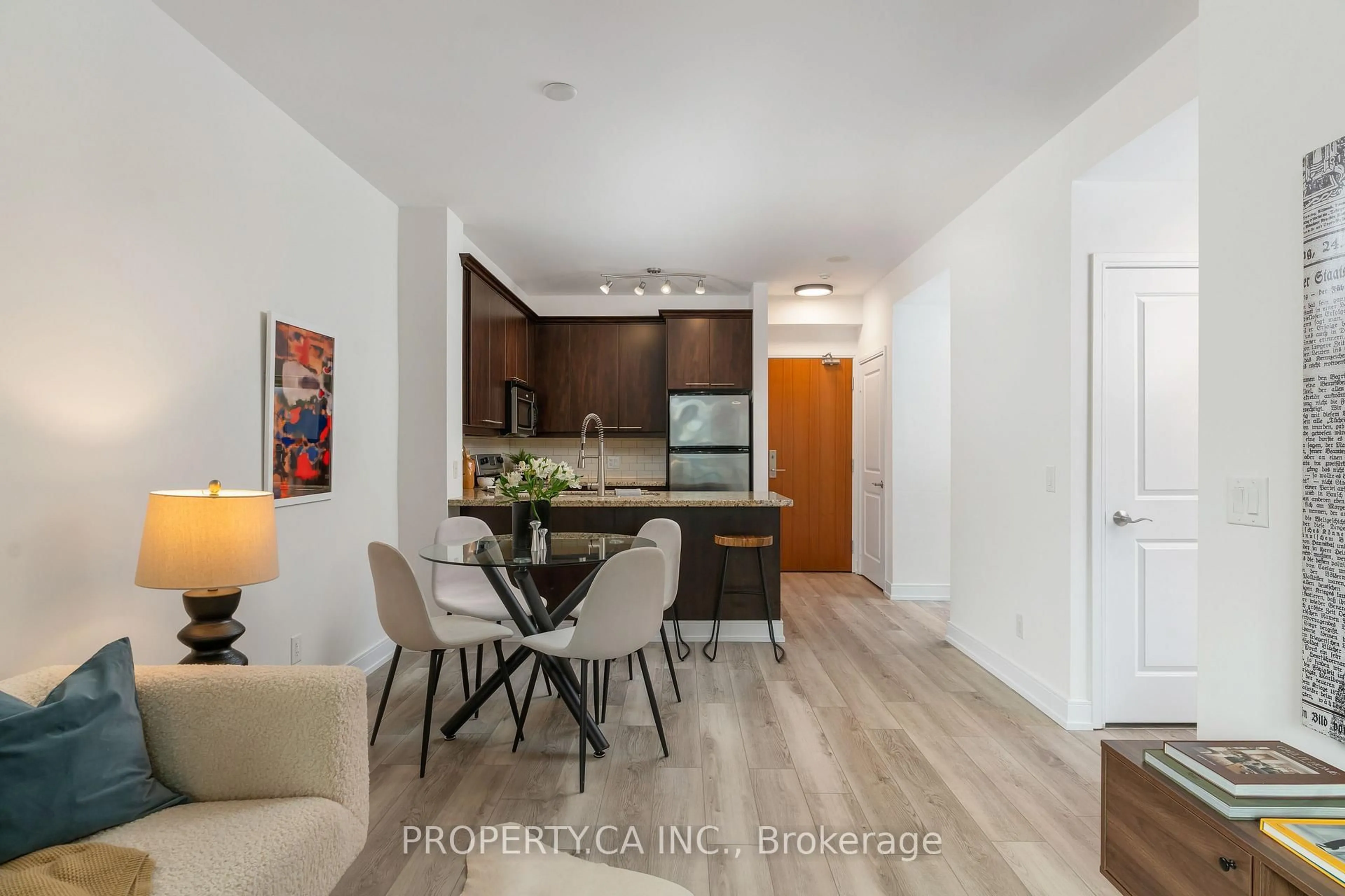 Open concept kitchen, unknown for 88 Broadway Ave #1004, Toronto Ontario M4P 0A5