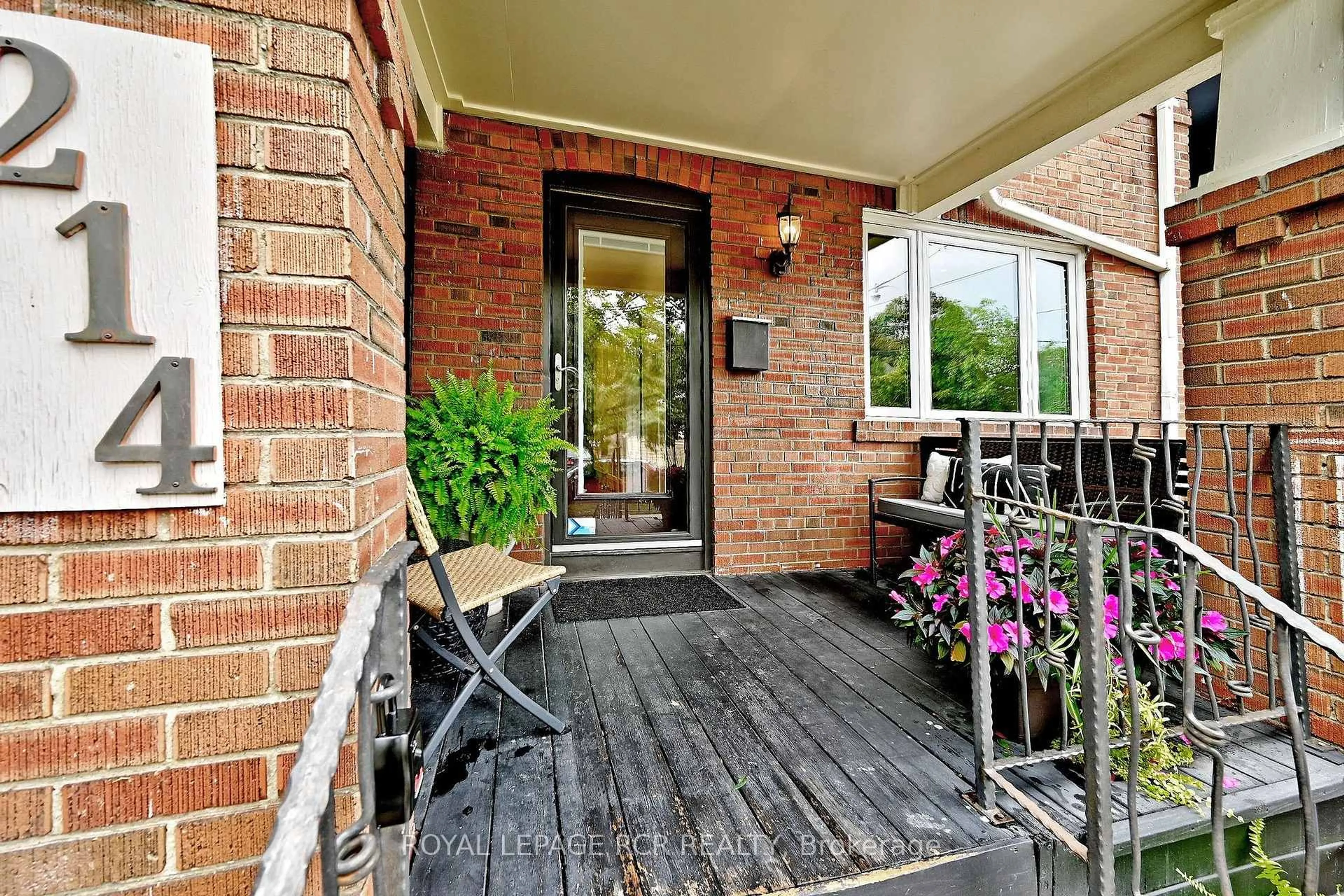 Home with brick exterior material, street for 214 Briar Hill Ave, Toronto Ontario M4R 1J2