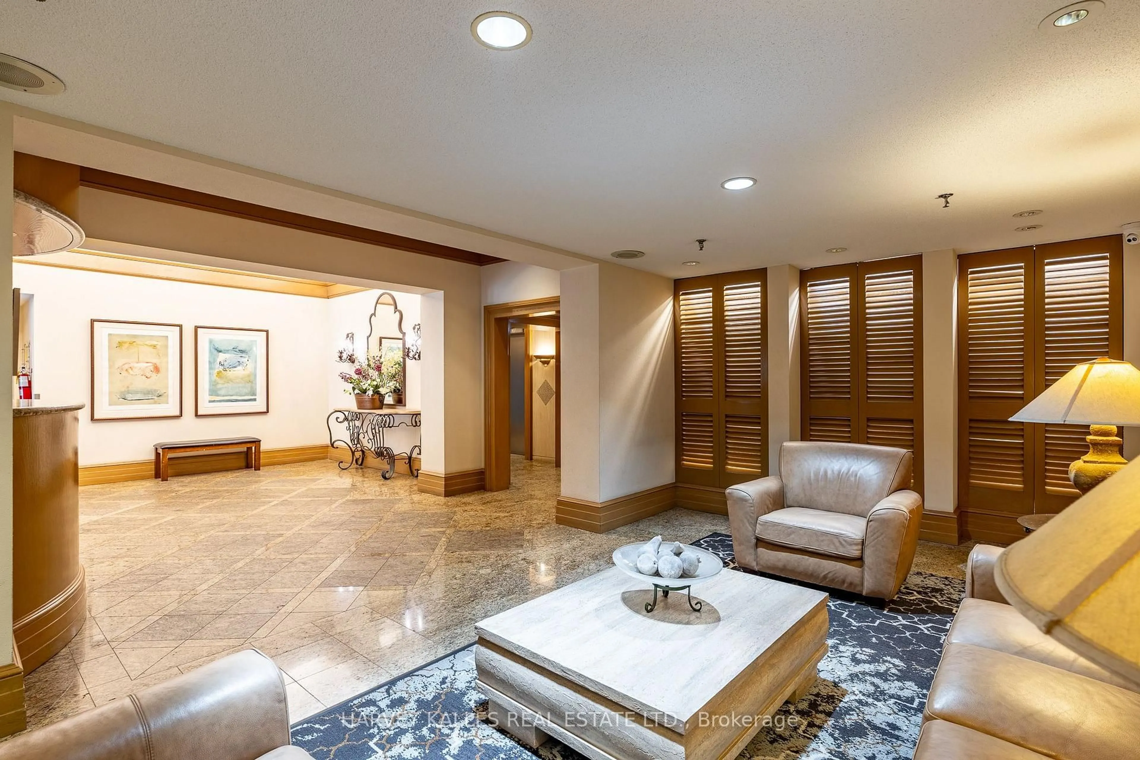 Lobby for 5 Kenneth Ave #205, Toronto Ontario M2N 6M7