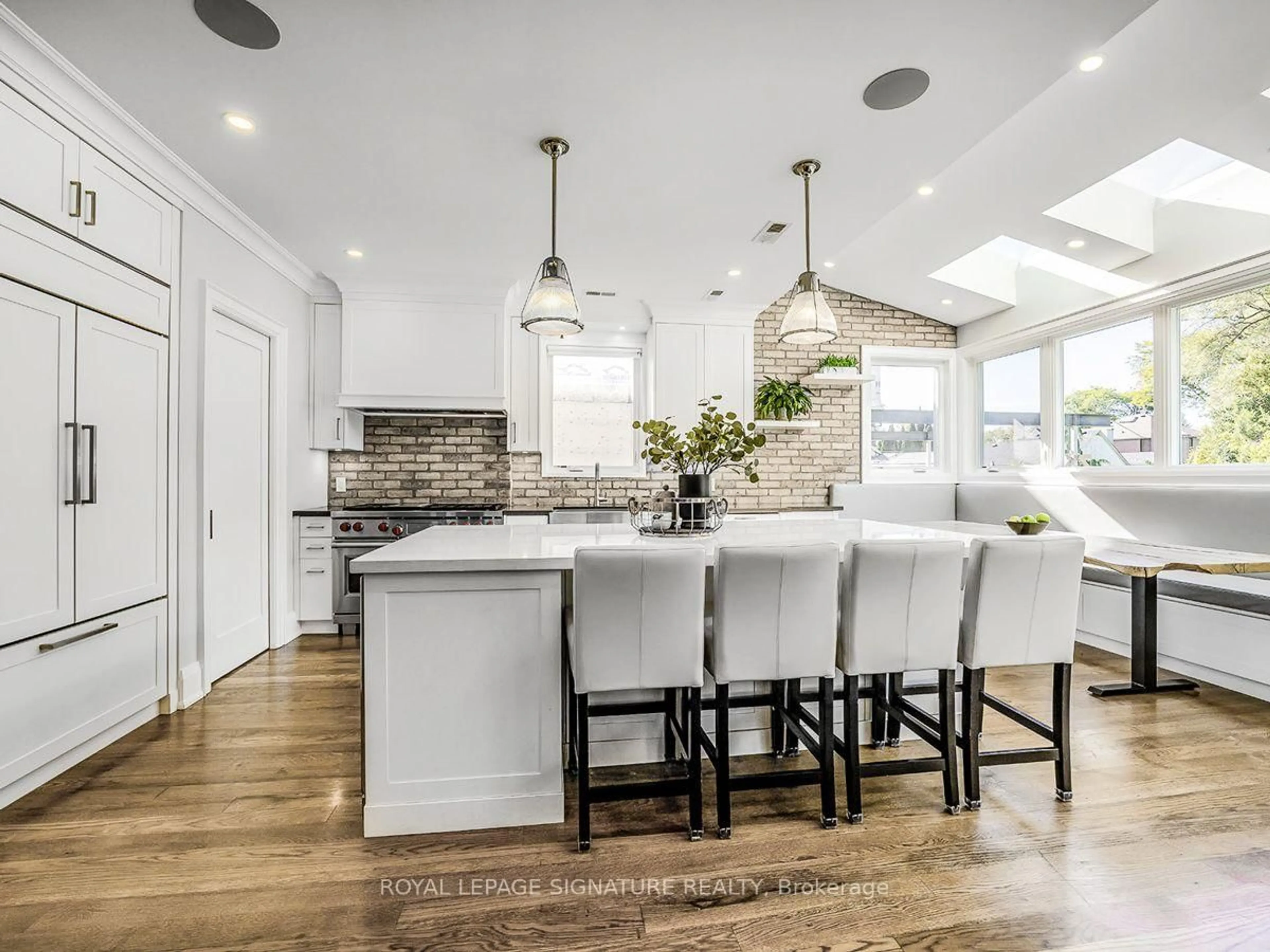 Open concept kitchen, unknown for 30 Broadleaf Rd, Toronto Ontario M3B 1C2