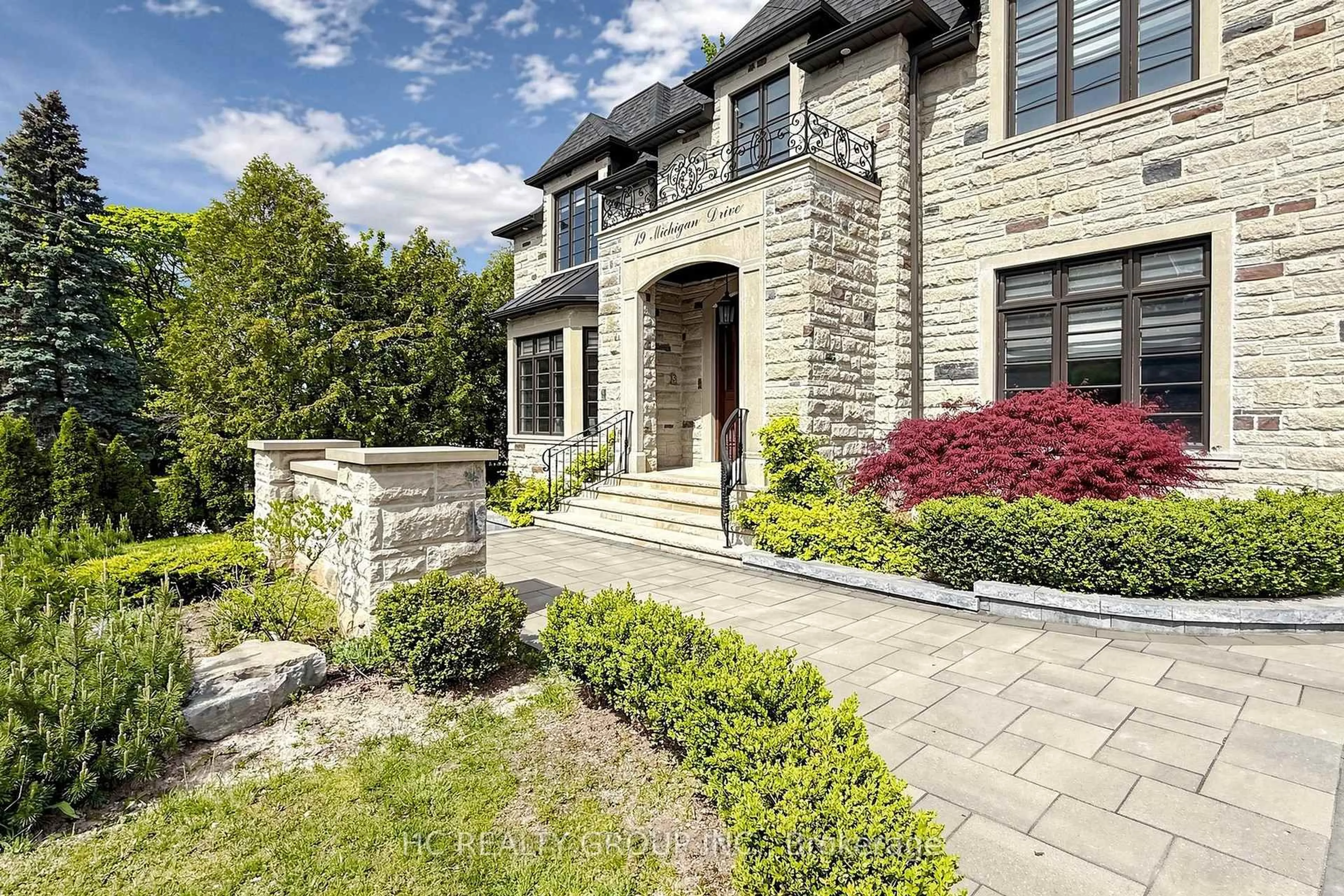 Home with brick exterior material, street for 19 Michigan Dr, Toronto Ontario M2M 3H9