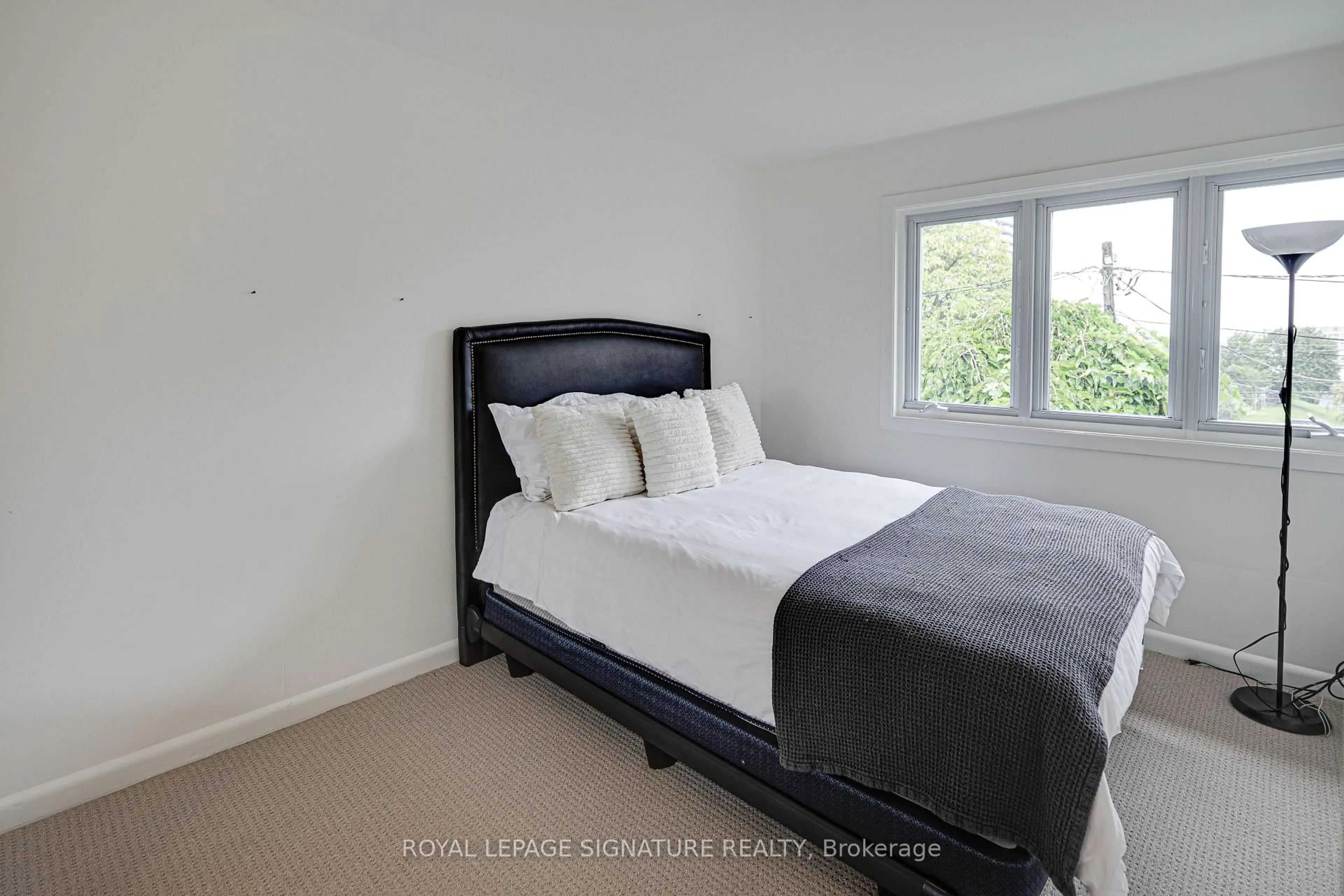 Bedroom with bed, unknown for 16 Burdock Lane, Toronto Ontario M3C 2G5