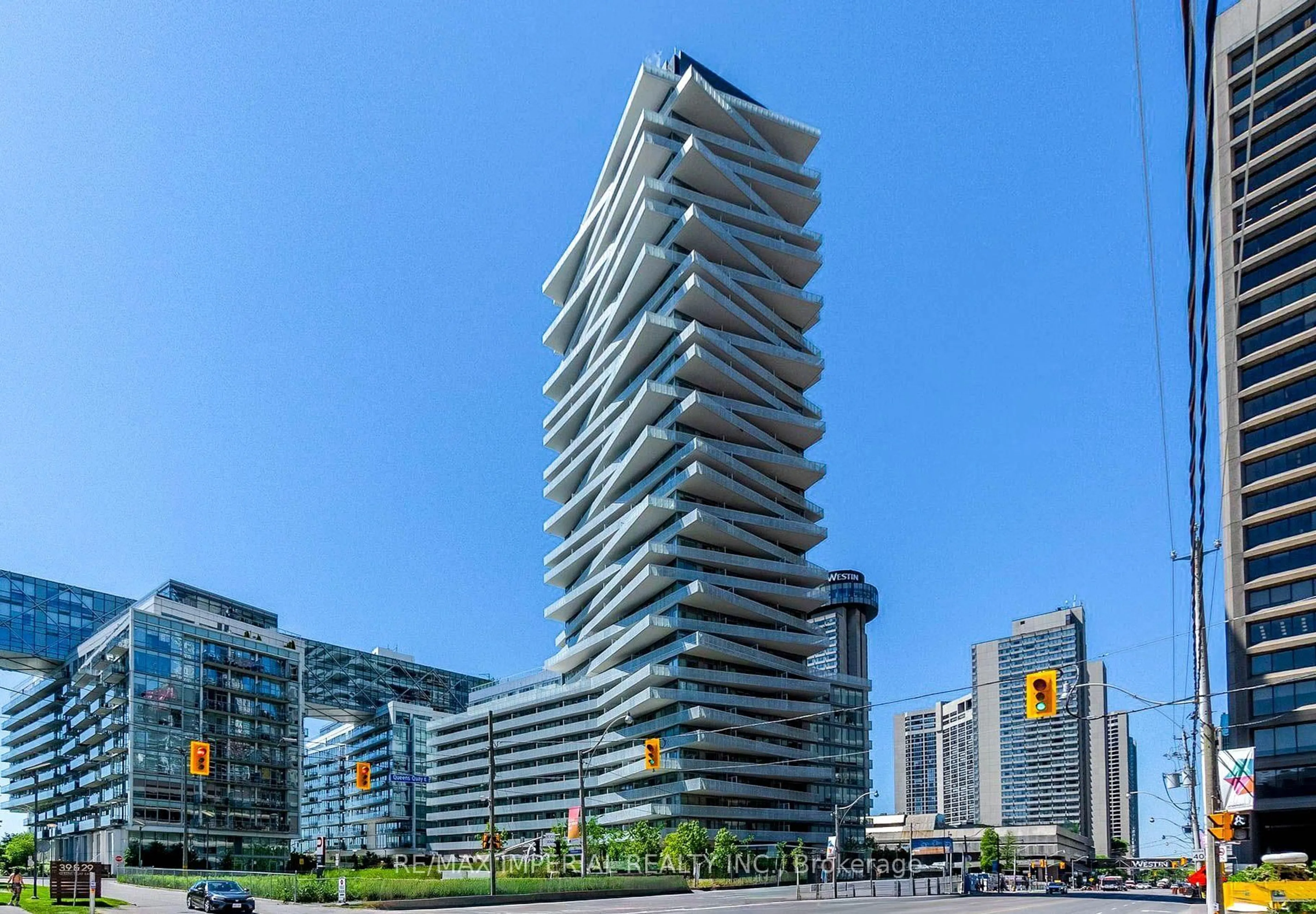 Unknown for 15 Queens Quay #205, Toronto Ontario M5E 0A5