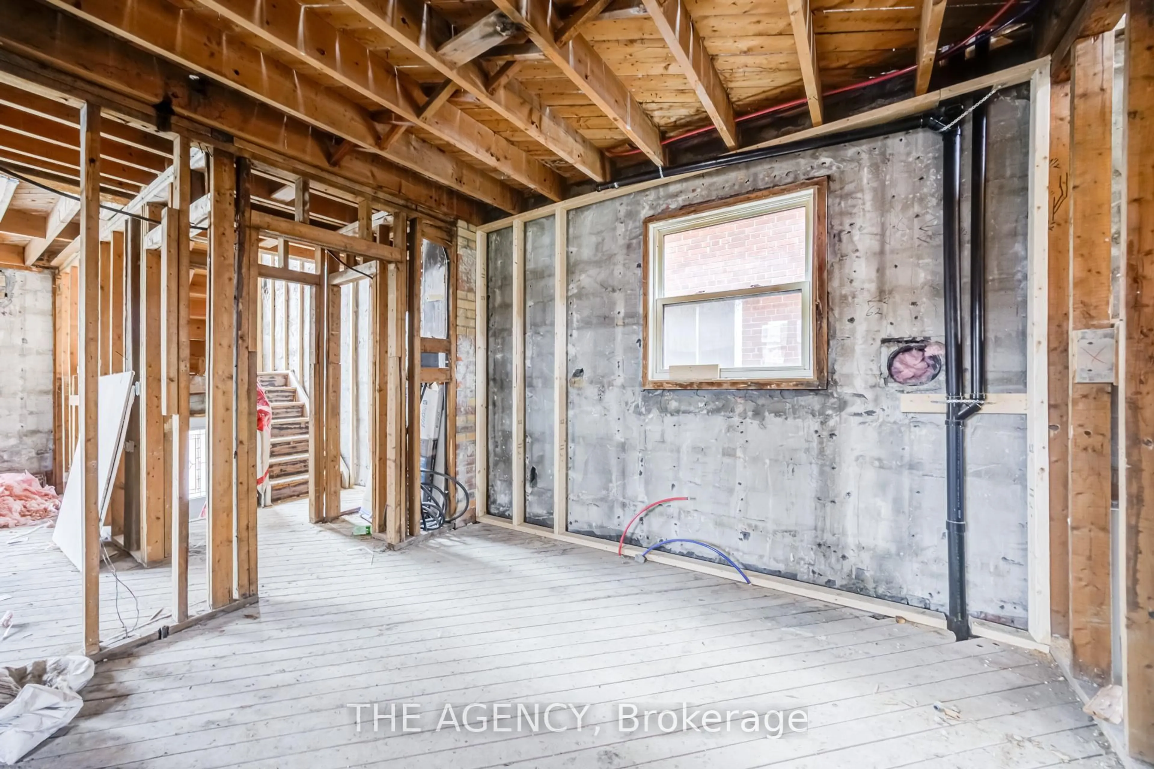 Unknown for 374 Atlas Ave, Toronto Ontario M6C 3P9