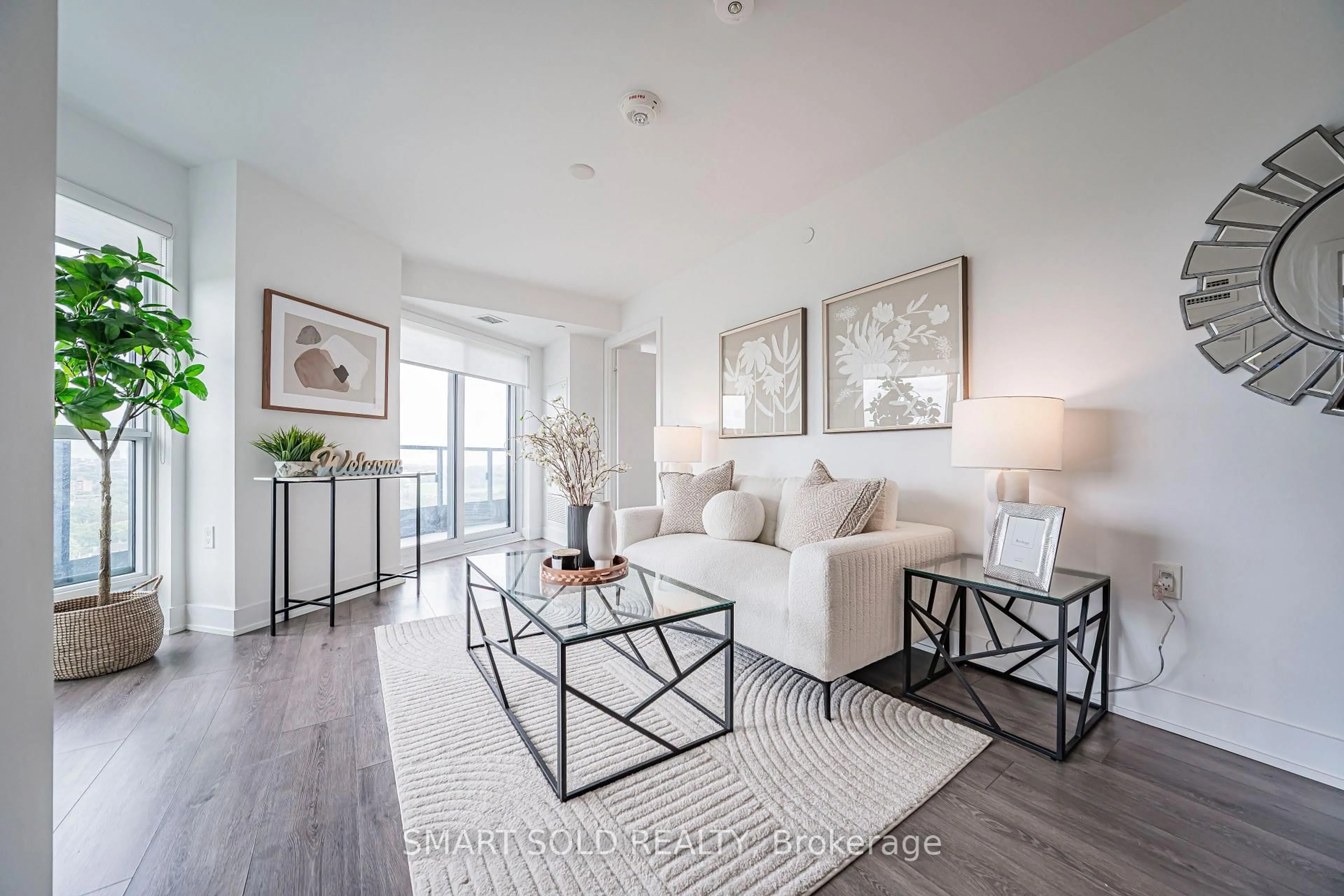 Living room with furniture, unknown for 585 Bloor St #2017, Toronto Ontario M6G 1K5