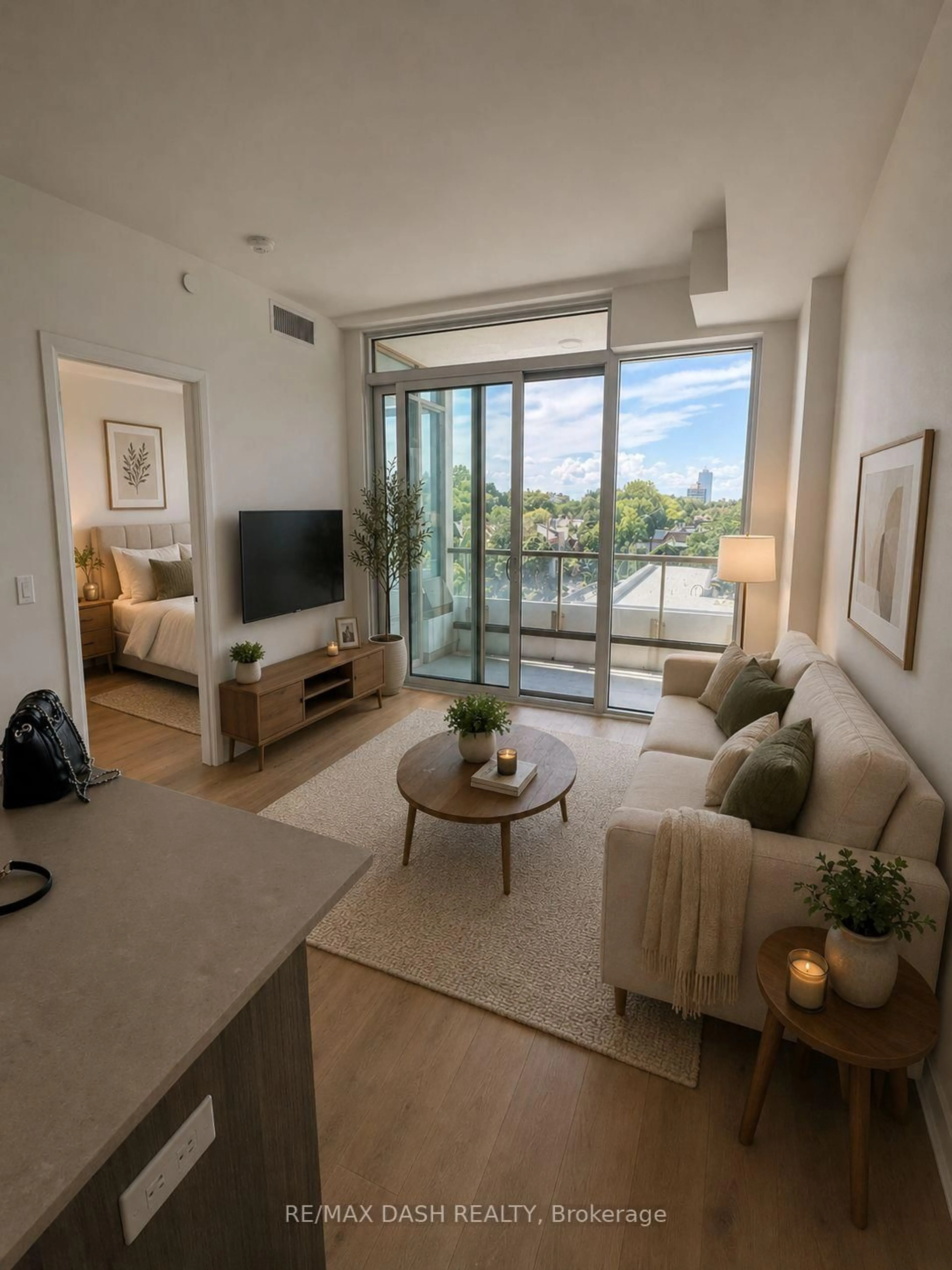 Living room with furniture, unknown for 151 Avenue Rd #501, Toronto Ontario M5R 2H7