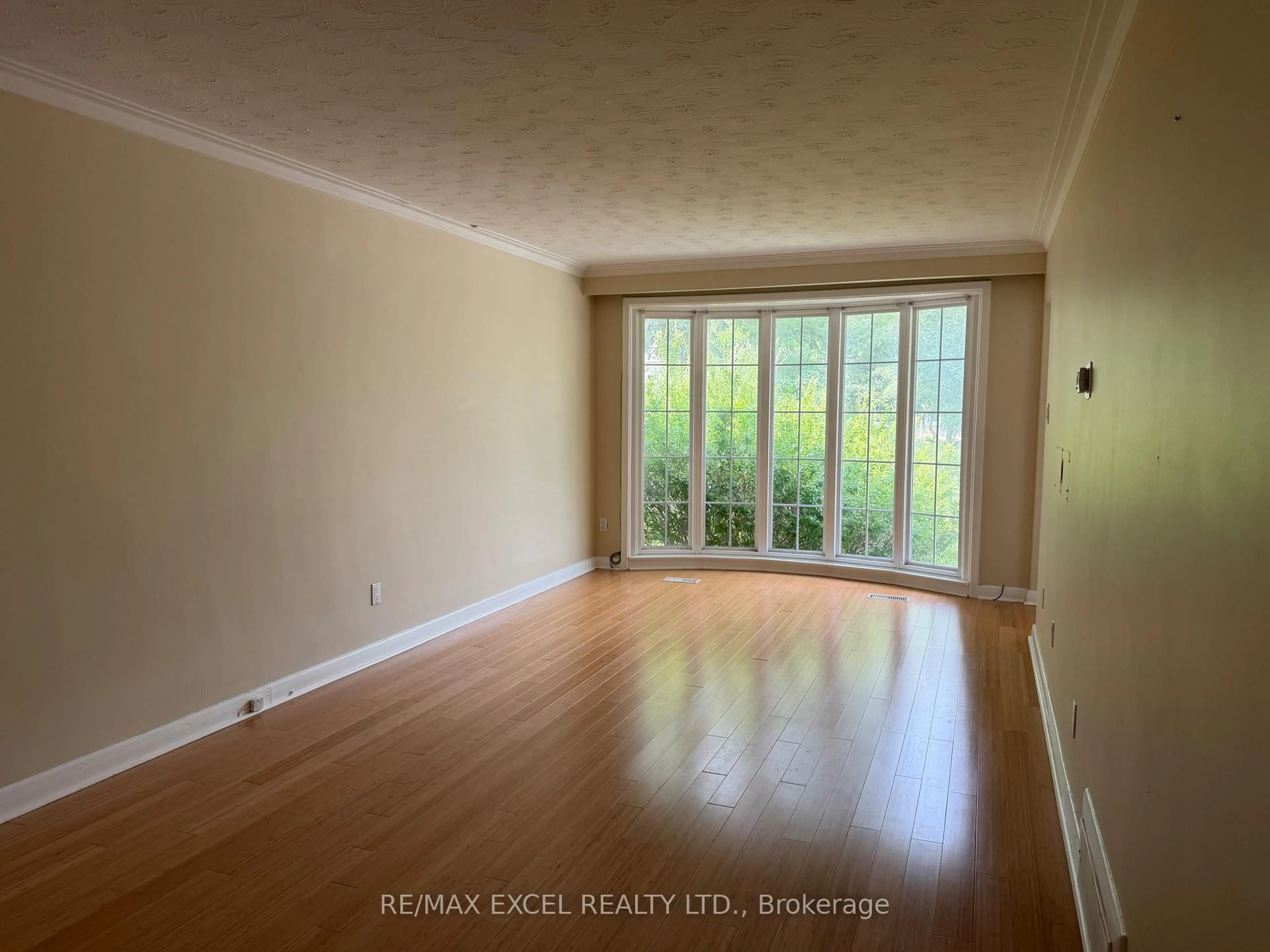 A pic of a room for 23 Linelle St, Toronto Ontario M2N 2J4