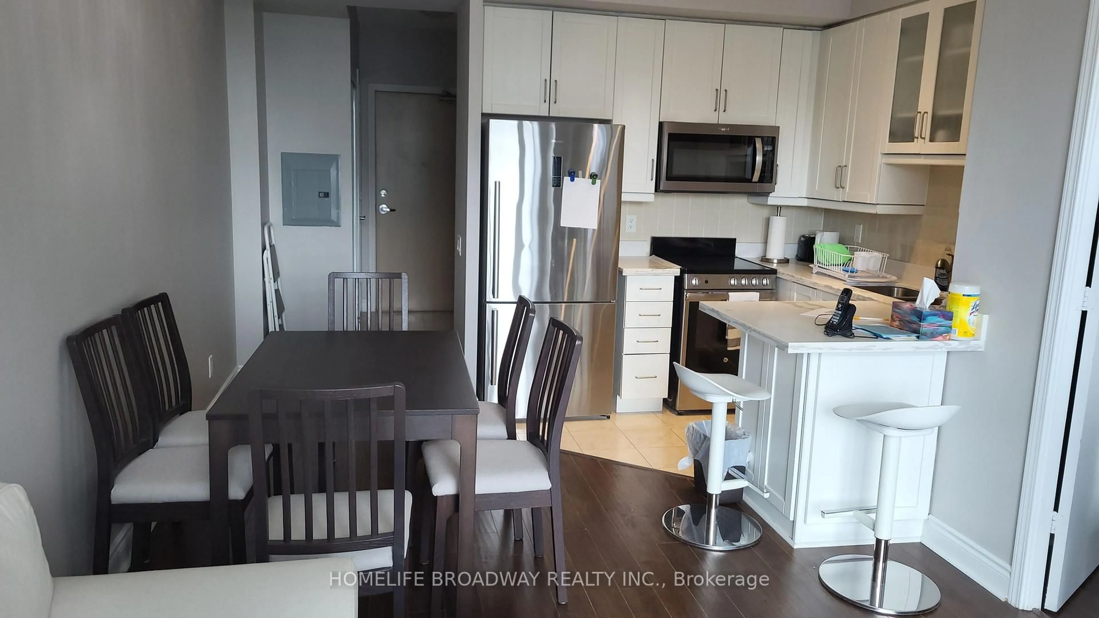 Open concept kitchen, unknown for 60 Byng Ave #1412, Toronto Ontario M2N 7K3