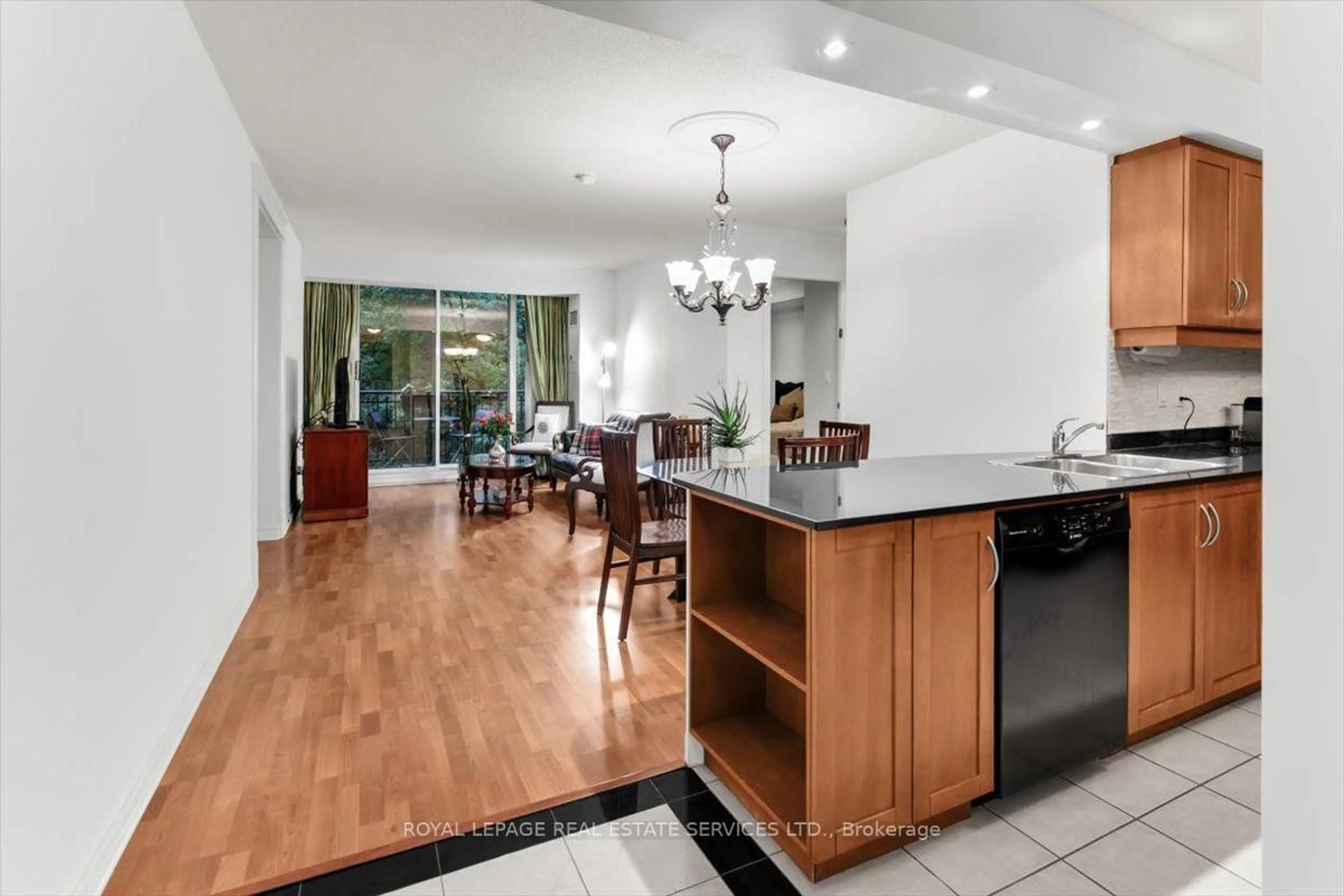 Open concept kitchen, unknown for 28 William Carson Cres #317, Toronto Ontario M2P 2H1